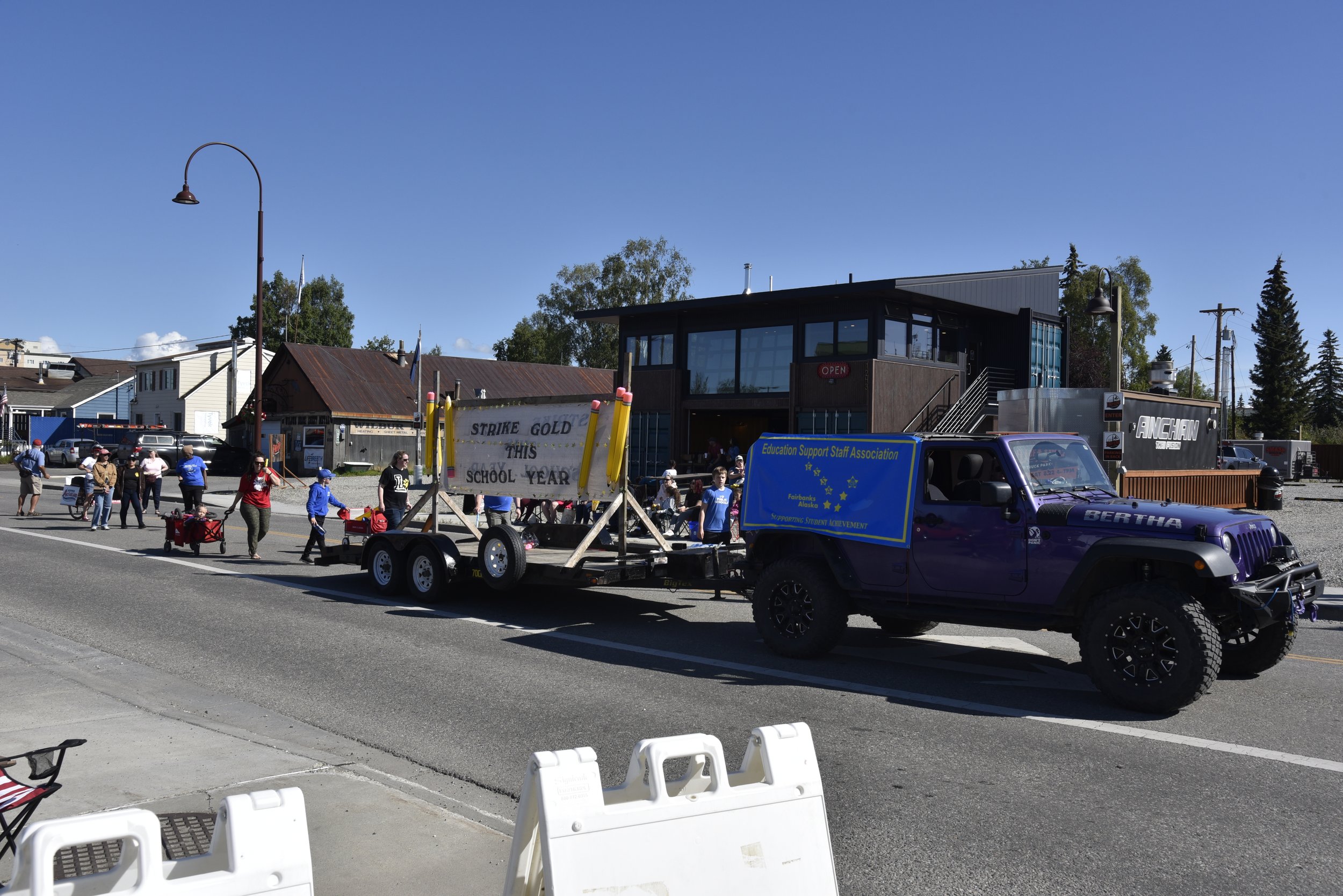 ESSA & FEA at the Golden Days Parade