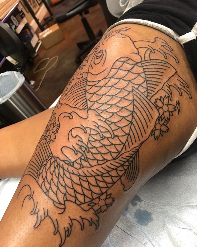Started my first koi fish today. Thanks Cayla! @jollyrogertattoos