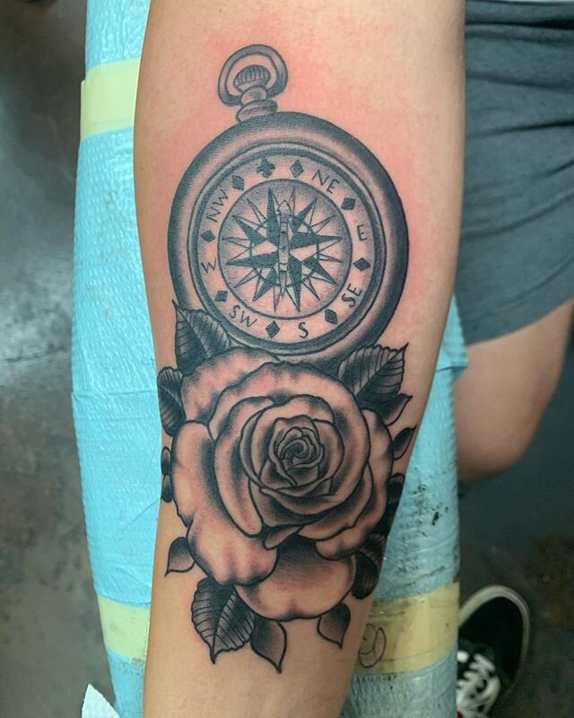Rose and compass for Cam from the other night. Thanks for comin in man! @jollyrogertattoos