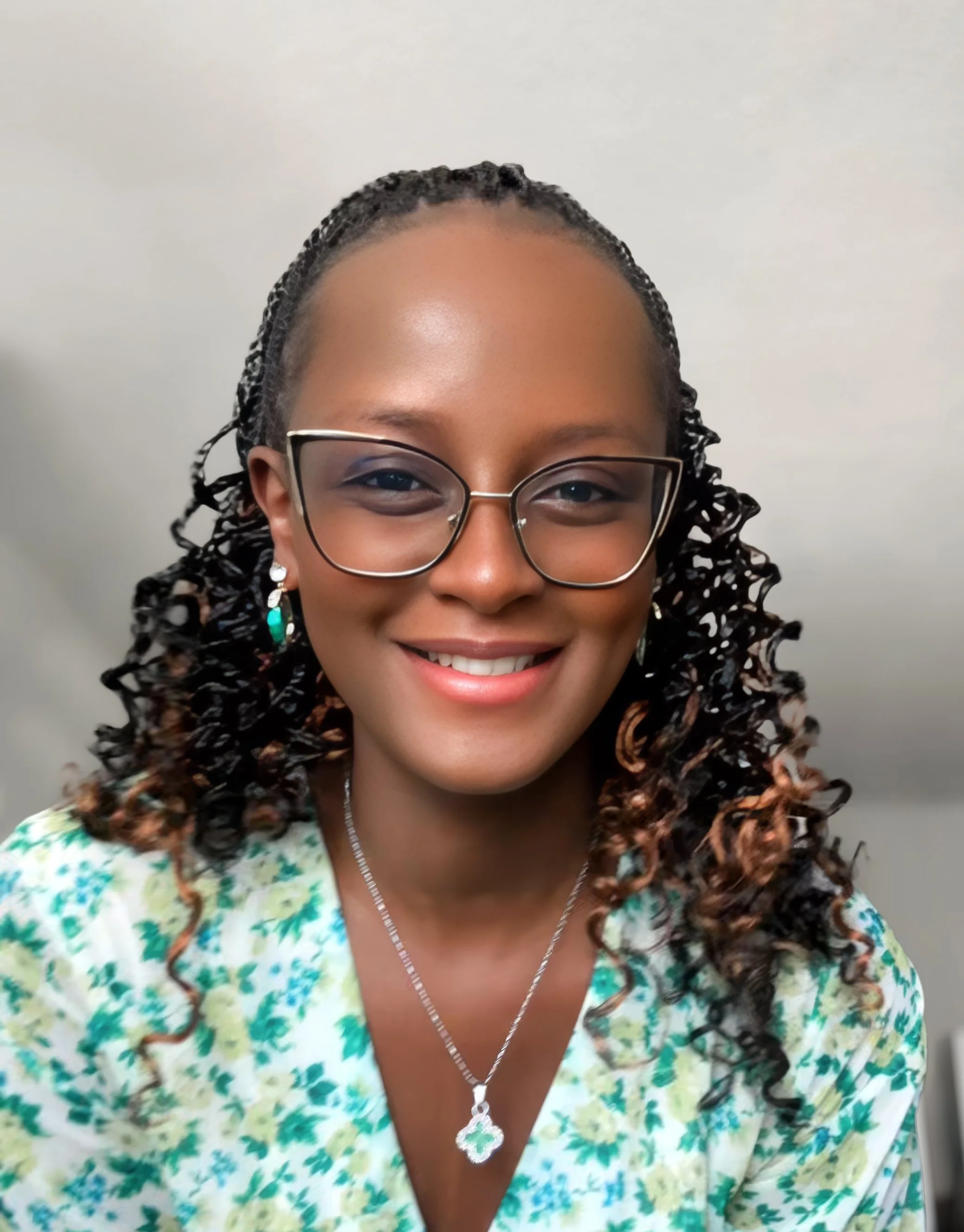 rebecca 2x scale.jpg