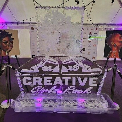 #designedicetn #icecarver #nashvilleicecarver #nashville #nashvilletn #icecarvingnashville #icecarvernashville #icesculpture #frostbite