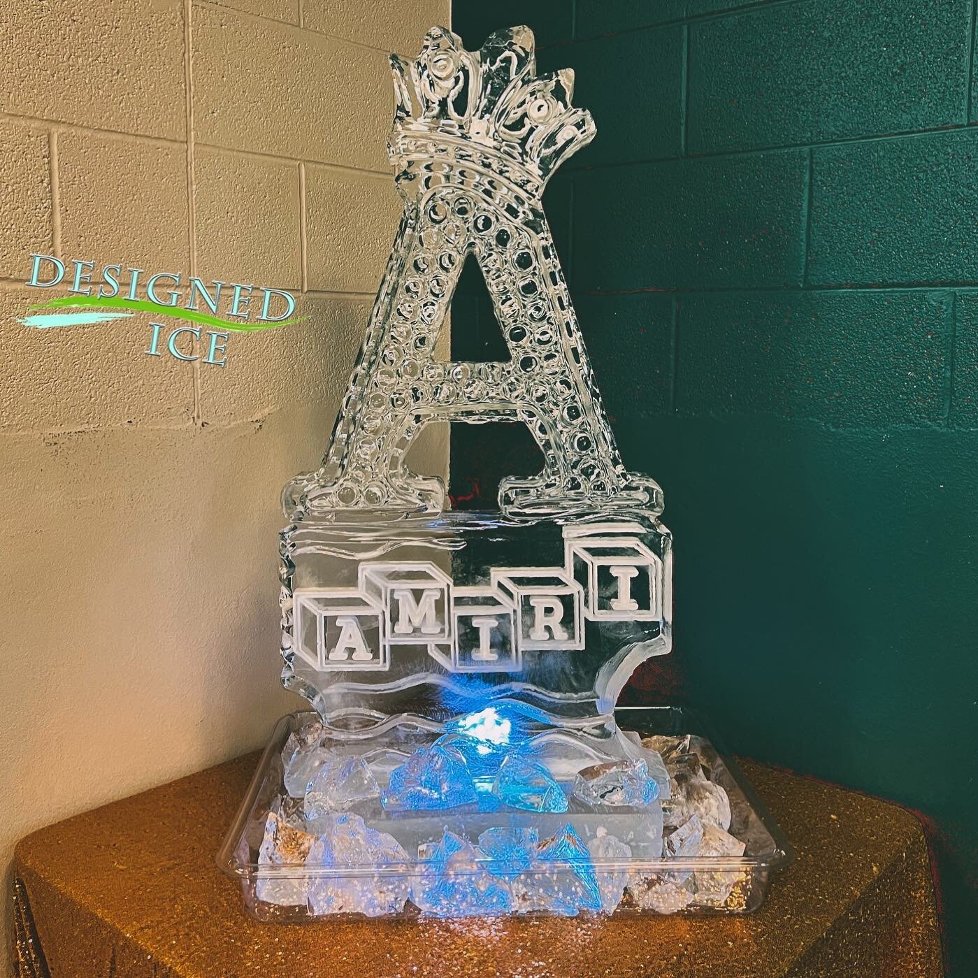 #designedicetn #icecarver #nashvilleicecarver #nashville #nashvilletn #icecarvingnashville #icecarvernashville #icesculpture #frostbite