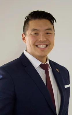 AllStaff_small_0007_Justin.jpg