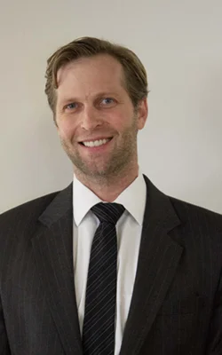 AllStaff_small_0008_Scott.jpg