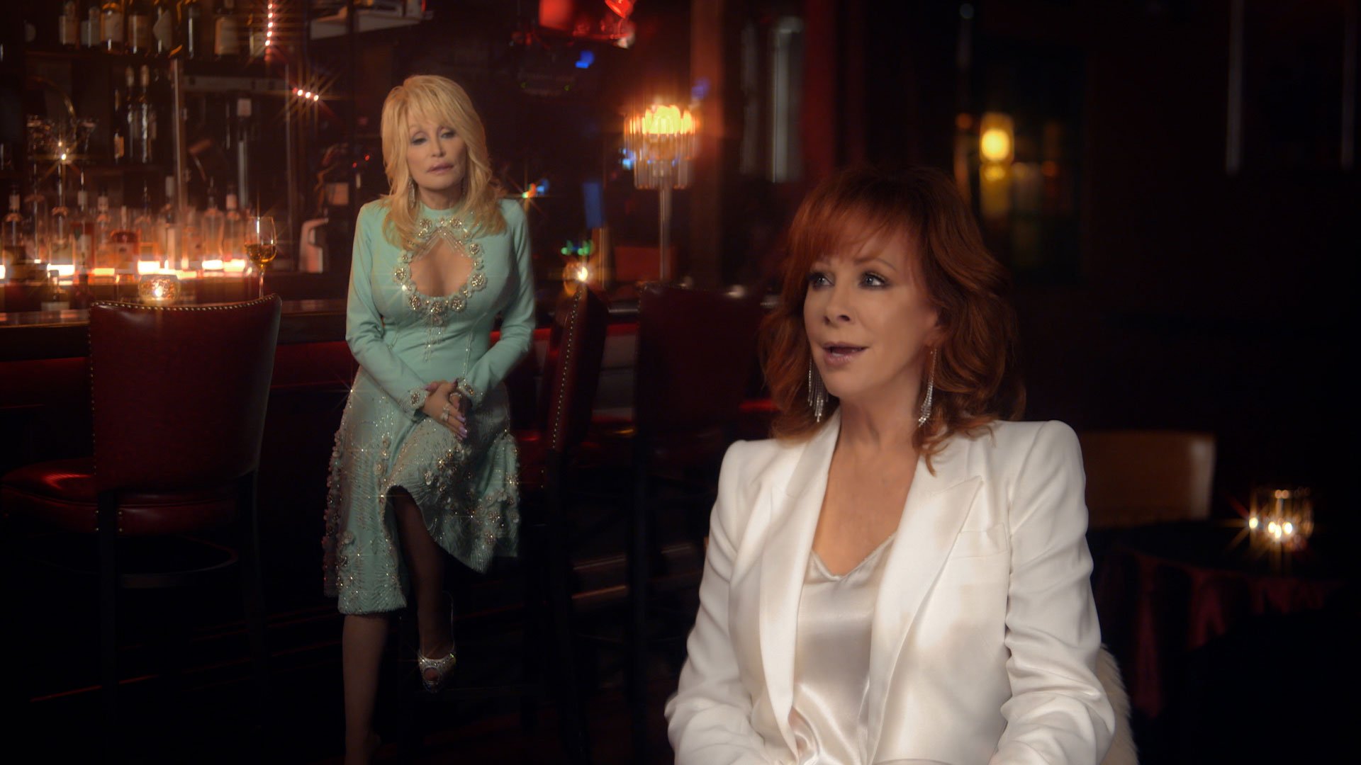 REBA MCENTIRE & DOLLY PARTON | DOES HE LOVE YOU?