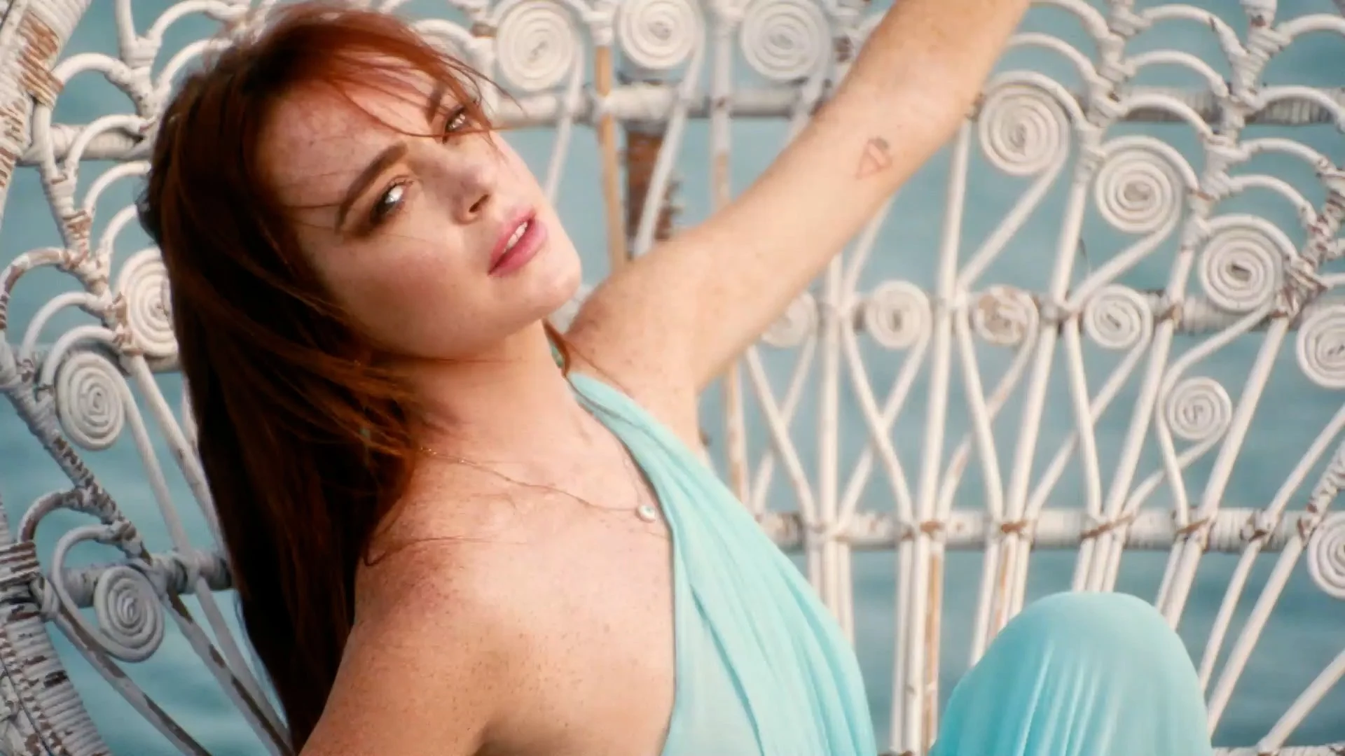 MTV | LINDSAY LOHAN BEACH CLUB SHOW OPENER