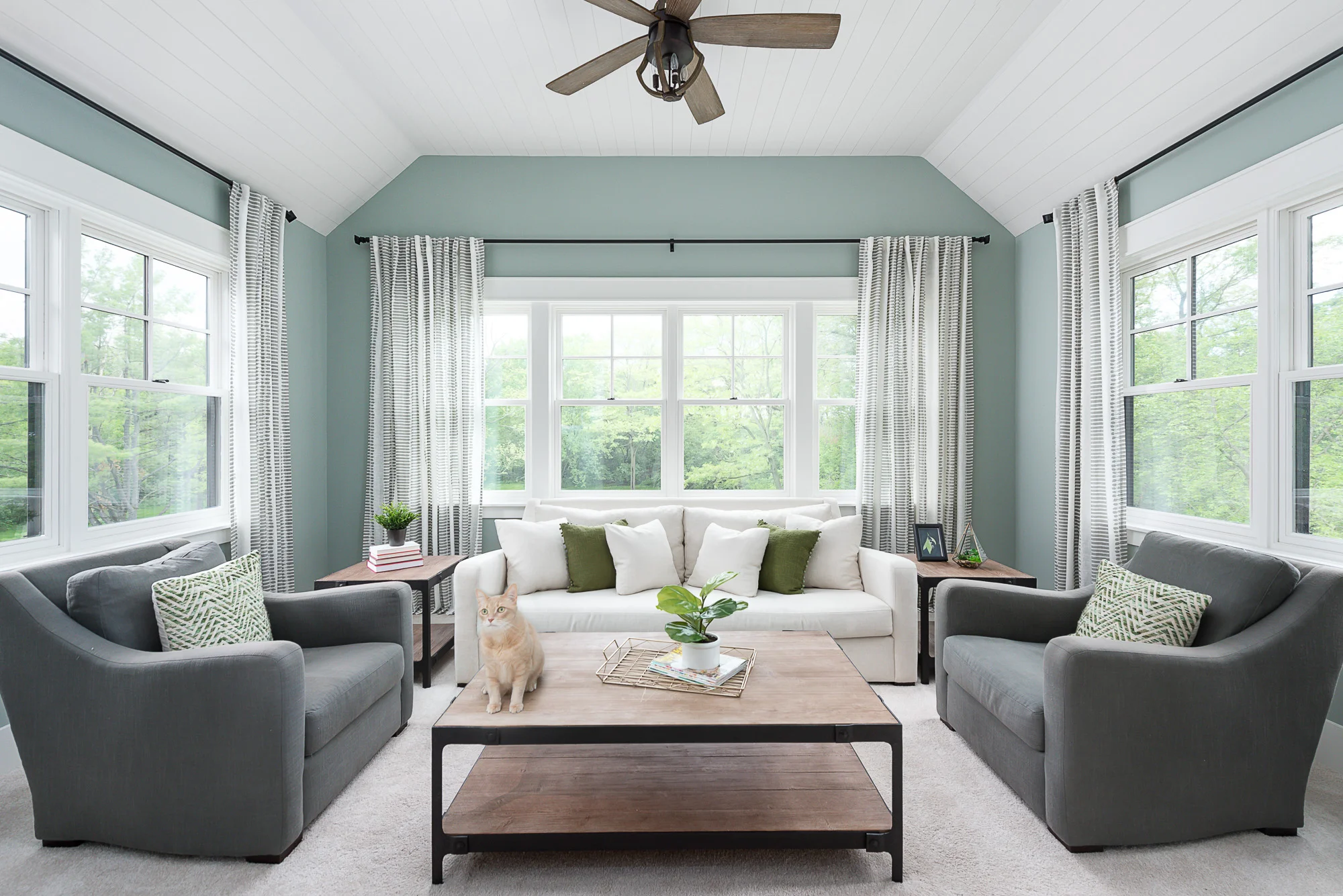 2S400 Madison St FULL SHOOT - Web-56.jpg