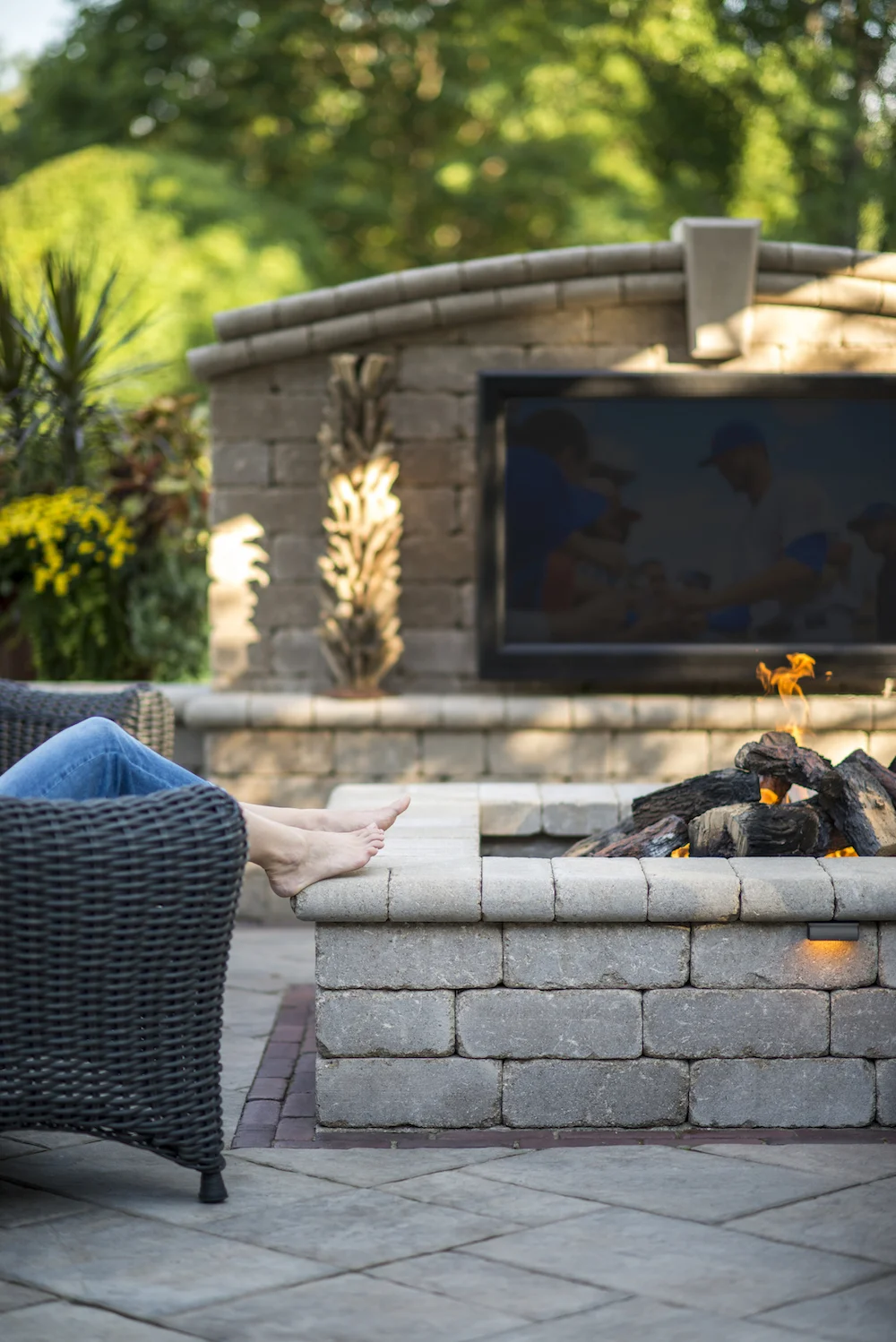 Choosing the Right Colors and Finishes for a Fire Pit in Harrisburg PA