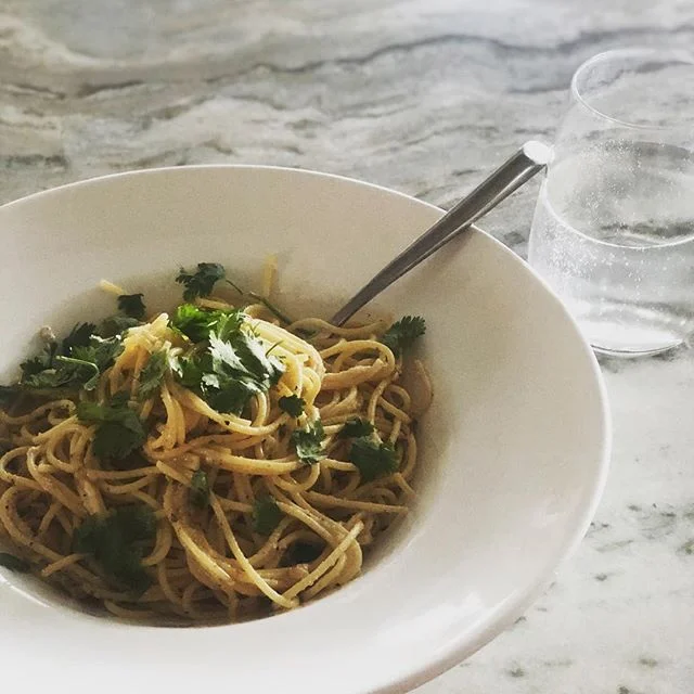 Sometimes you just need a good noodle.
.
.
.
Over the years I have fallen in love with lemon pasta. It is a super easy and comforting dish you can toss together quickly using leftovers in your fridge and pantry. Experiment with whatever you have on h