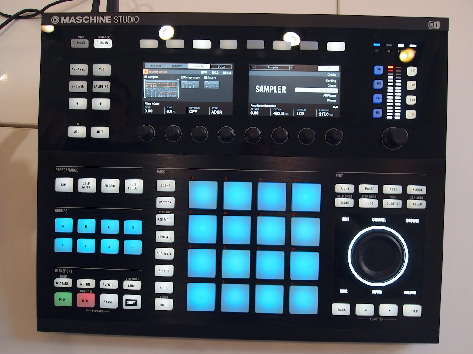 Native Instrument's Maschine Studio — GameBeat Studios