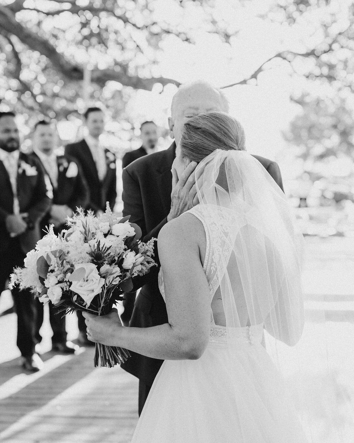 A little snippet of Erin and Bobby&rsquo;s seaside wedding in Southport 🩵

Photography @alessandraleephoto 
Planning @bluesatinbee 
Hair &amp; Makeup @kbrammhair 
Florals @fioredesignhouse 
Dress @lissimonbridal @maggibridalraleigh 
Custom Sneakers 