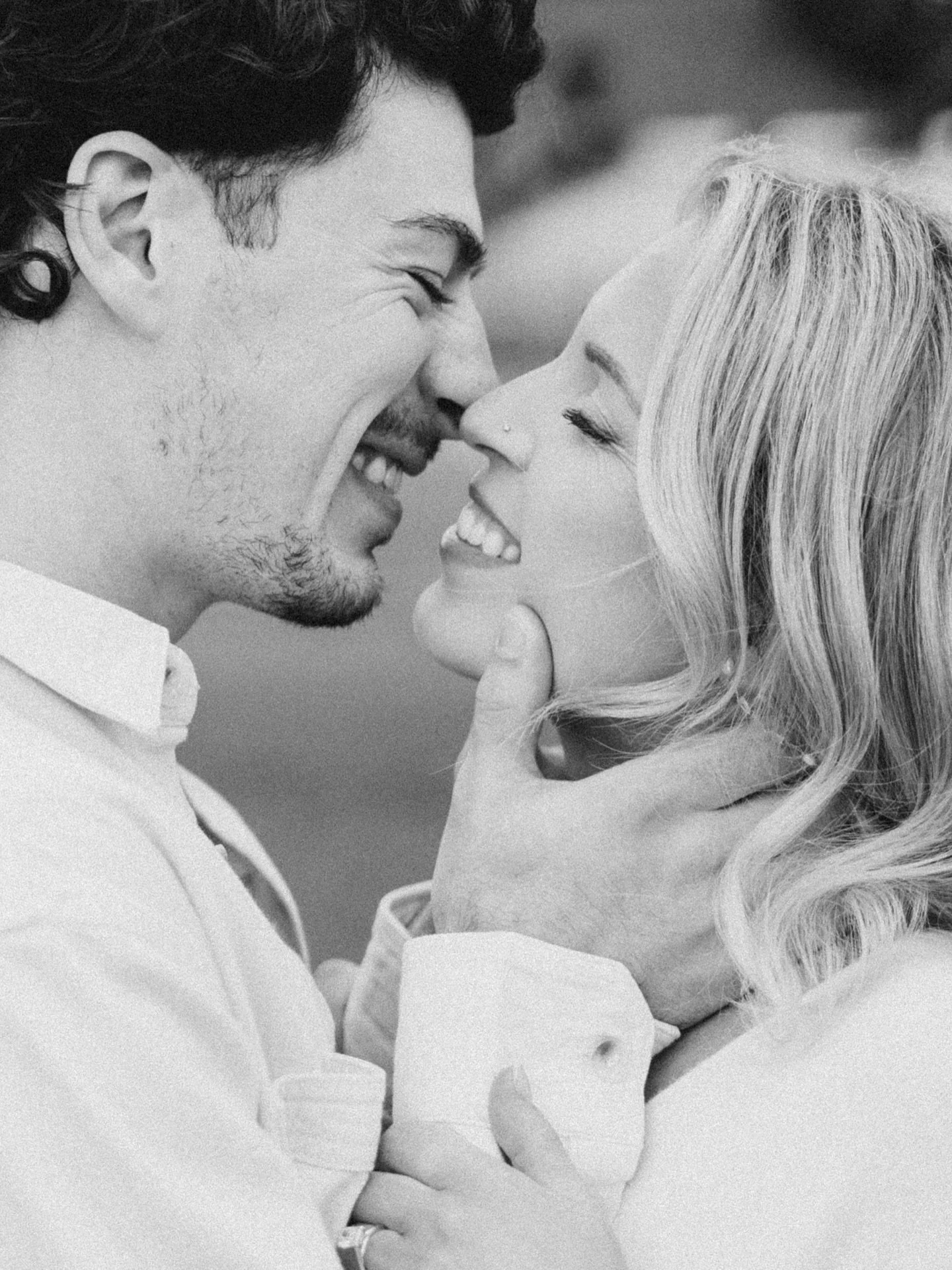 Engagement shoot with a side of nostalgia ✨ These college sweethearts are proof that campus love stories can go the distance.. and I had so much fun wandering around St. Joe&rsquo;s with them, hearing how it all began 🤍

#phillyengagement #njwedding