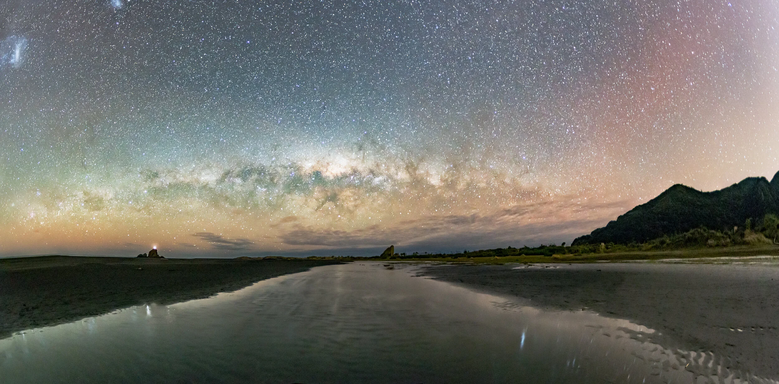 Milky Way Workshops on Whatipu Beach