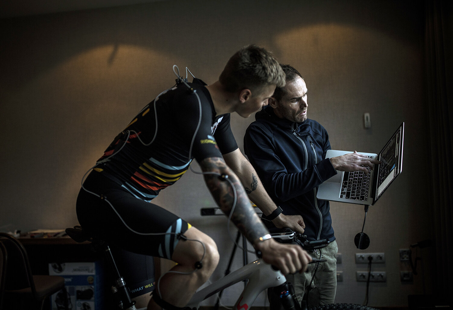 Retül bike fit: Vantage sensörleriyle bisiklet üzerinde 3D ölçüm — Trek Caddebostan, İstanbul