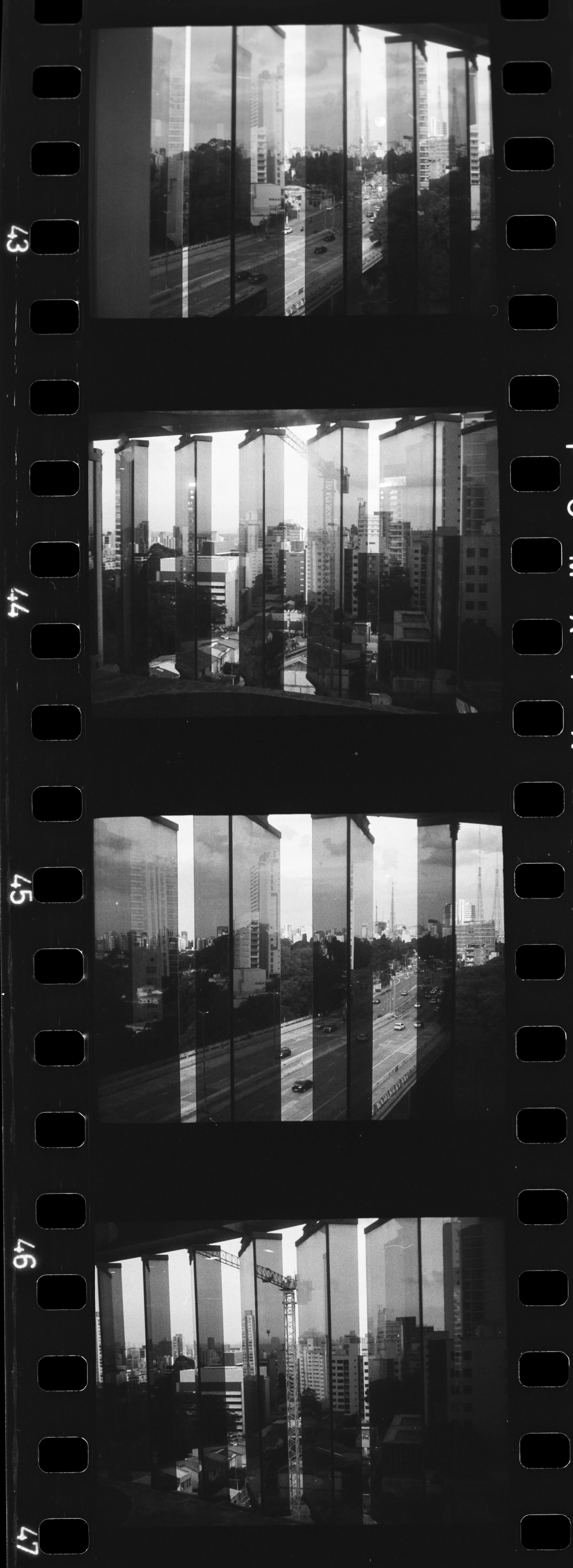Canon_Demi_25-1.jpg