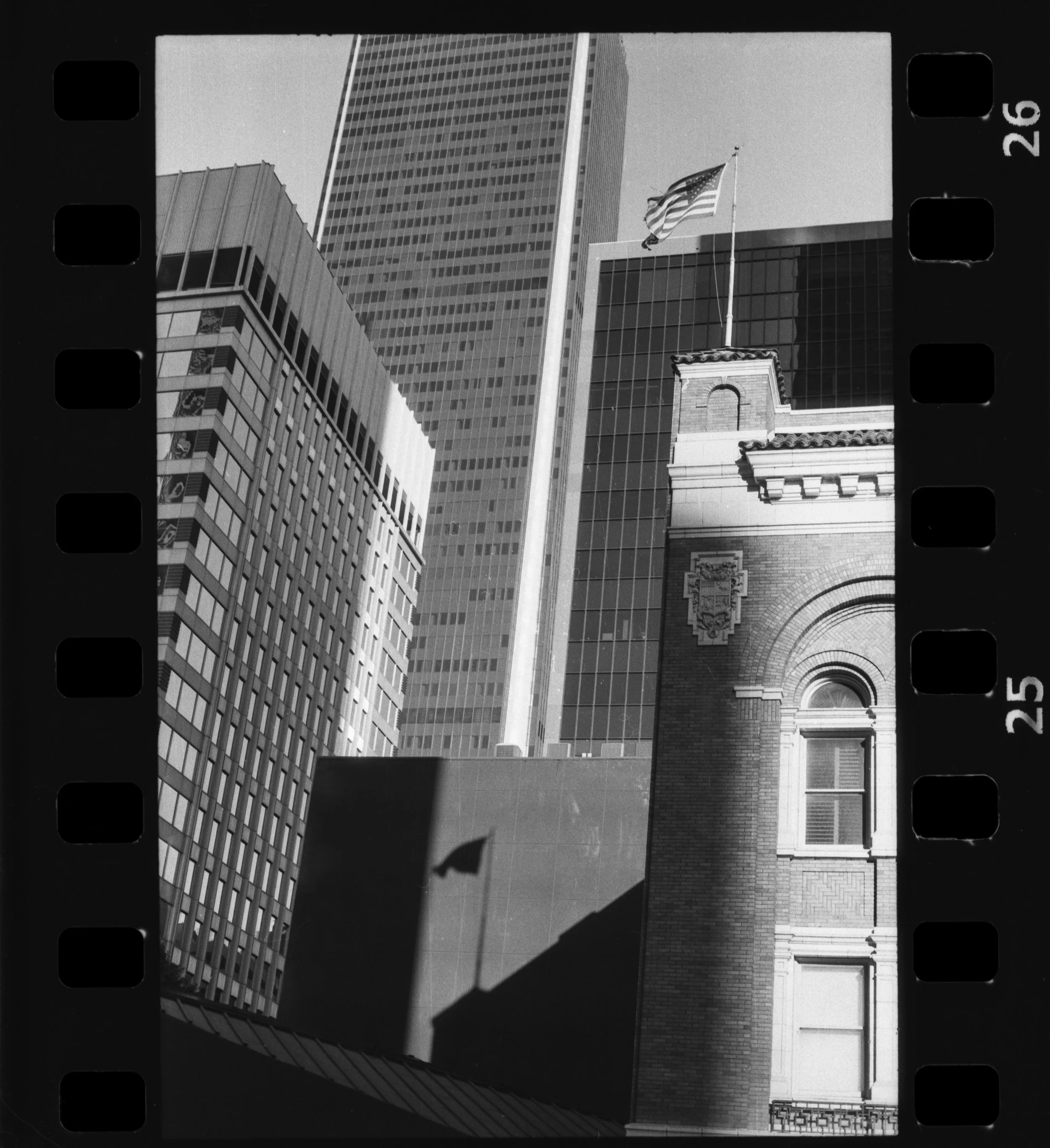 Nikon_F100_Arista_Ultra_100_LA_13-1.jpg