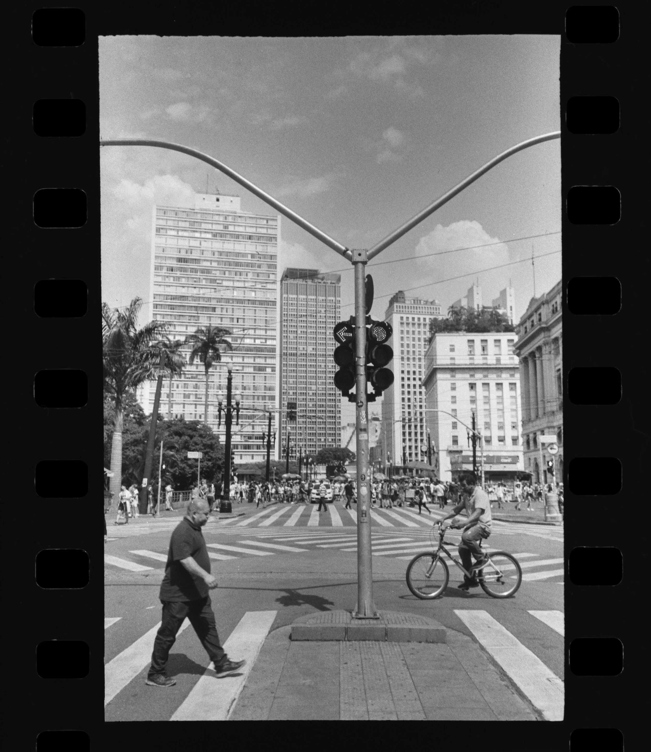 SP_Kodak_S100EF_Fomapan_200_15-1.jpg