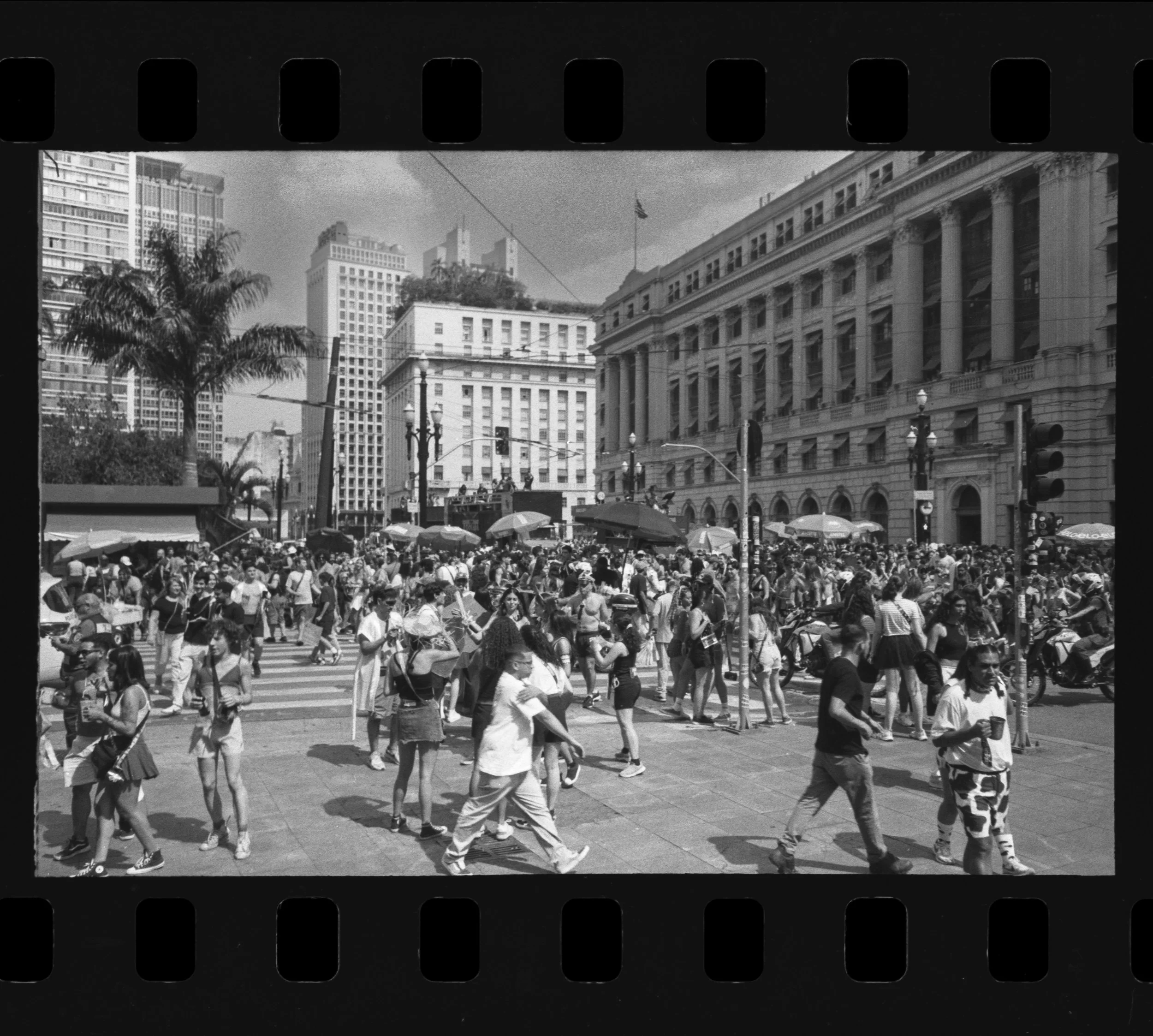 SP_Kodak_S100EF_Fomapan_200_20-1.jpg