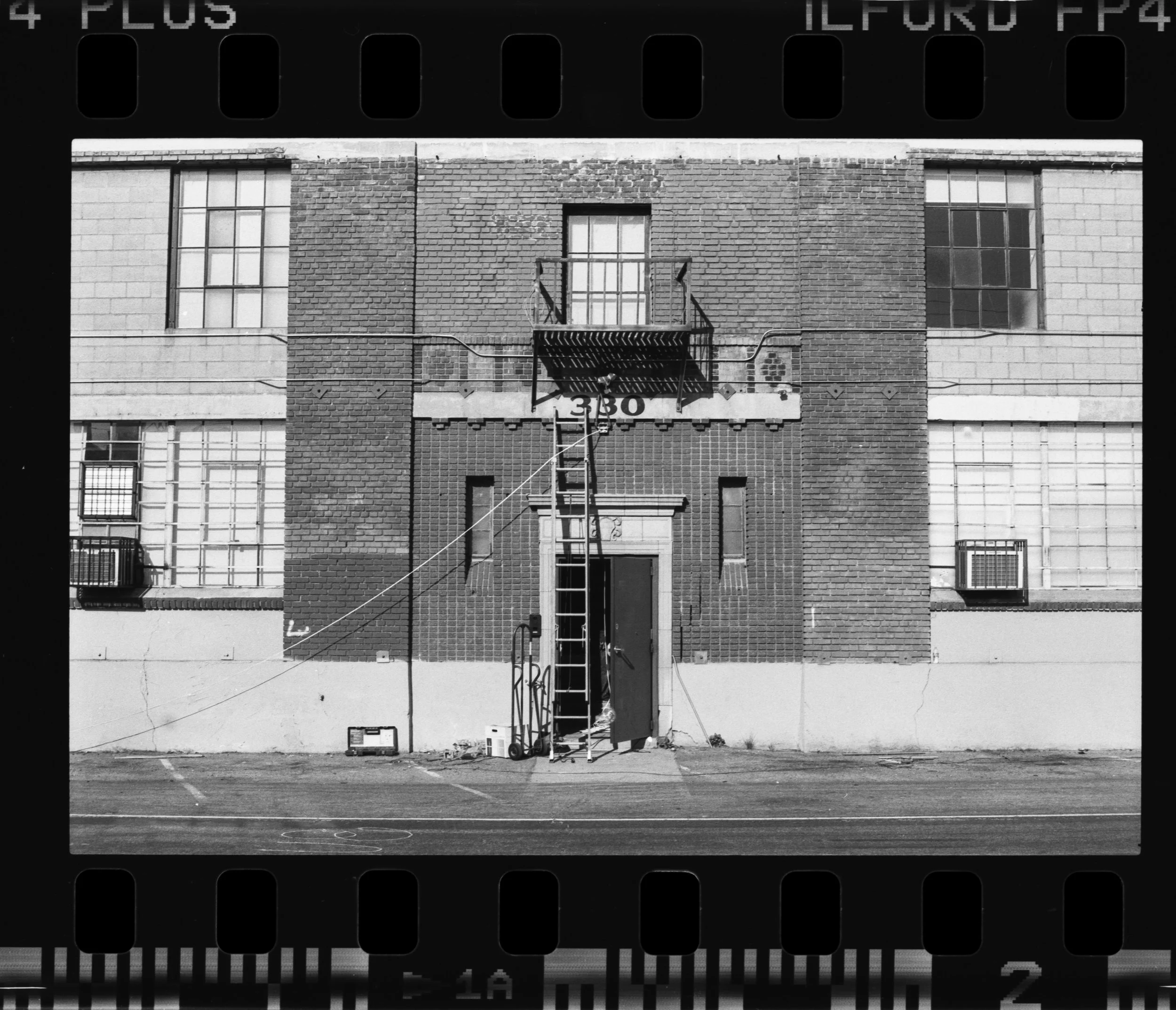 Nikon_F100_Ilford_FP4_Plus_01-1.jpg