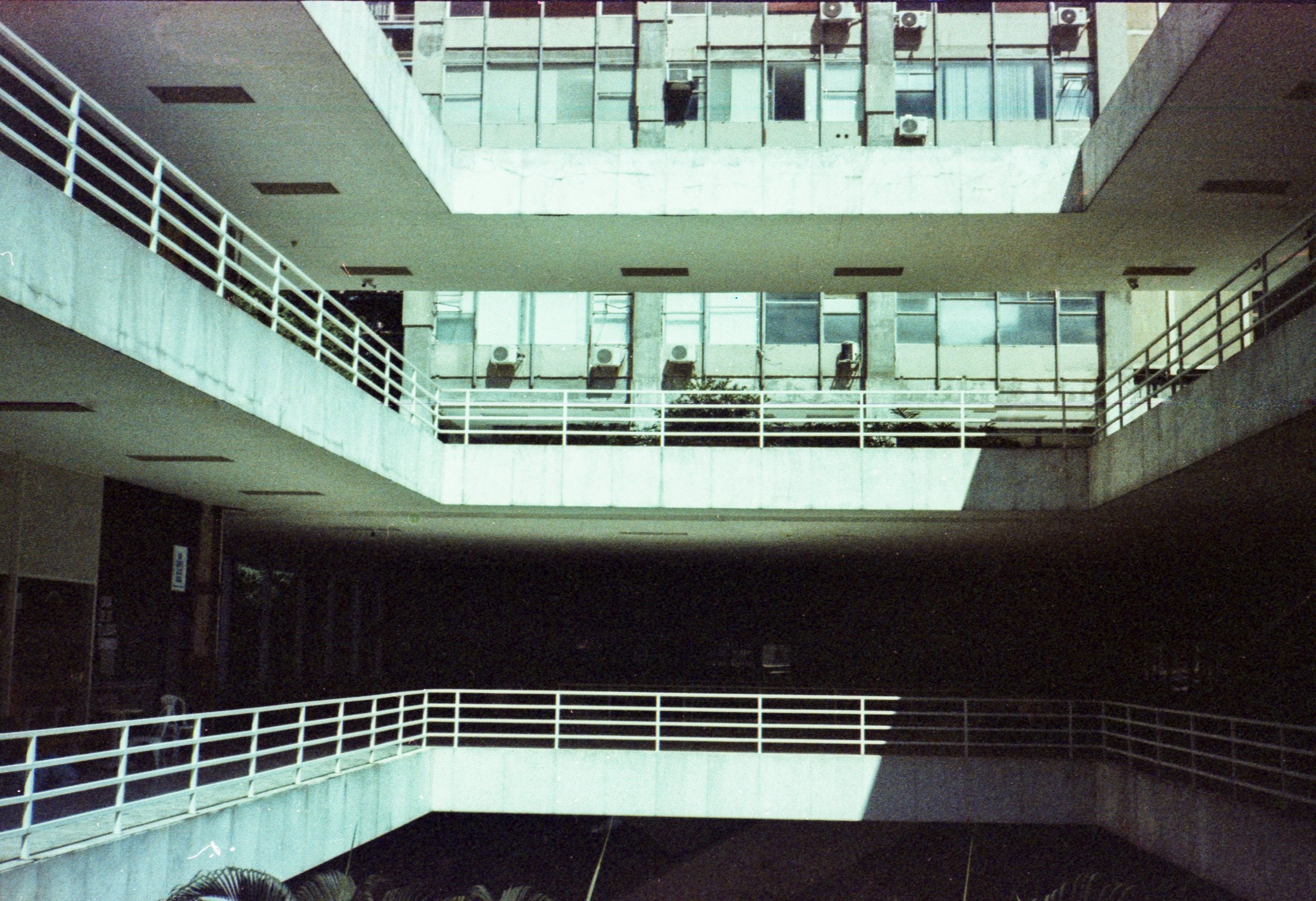 SP_Yashica_MF3_Carnaval_Solaris_100_01-3.jpg