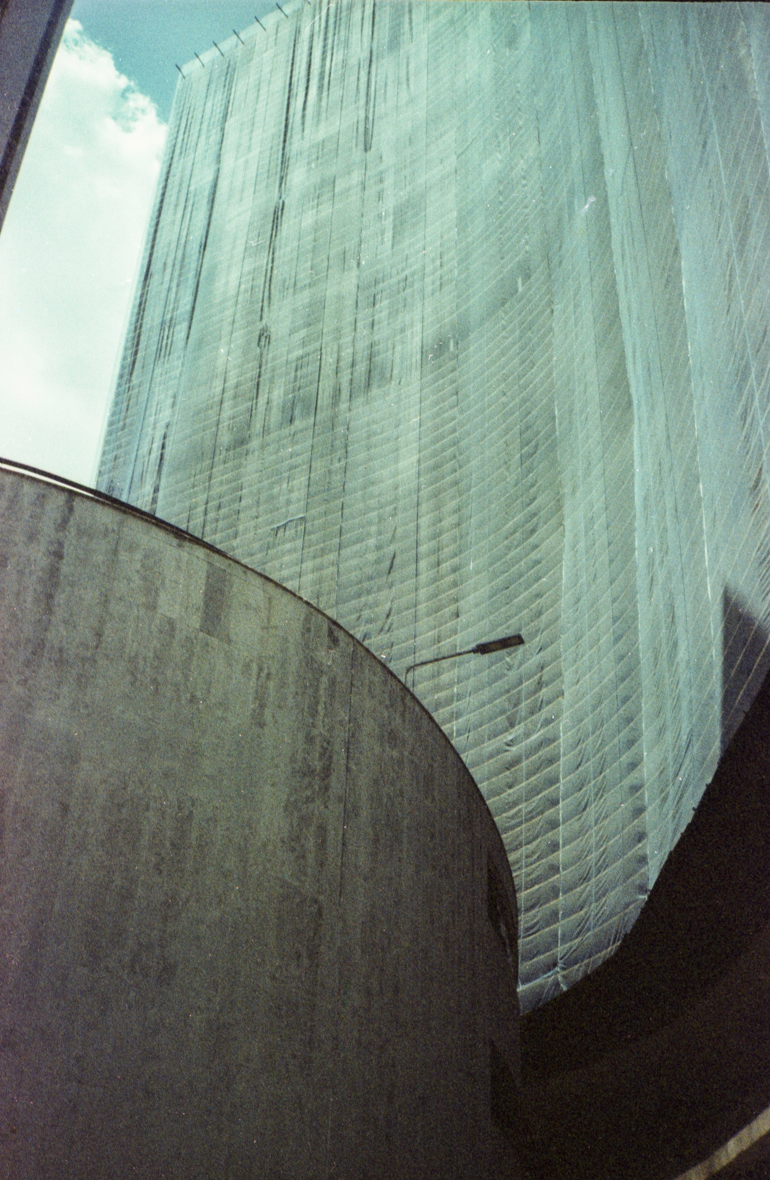 SP_Yashica_MF3_Carnaval_Solaris_100_18-1.jpg