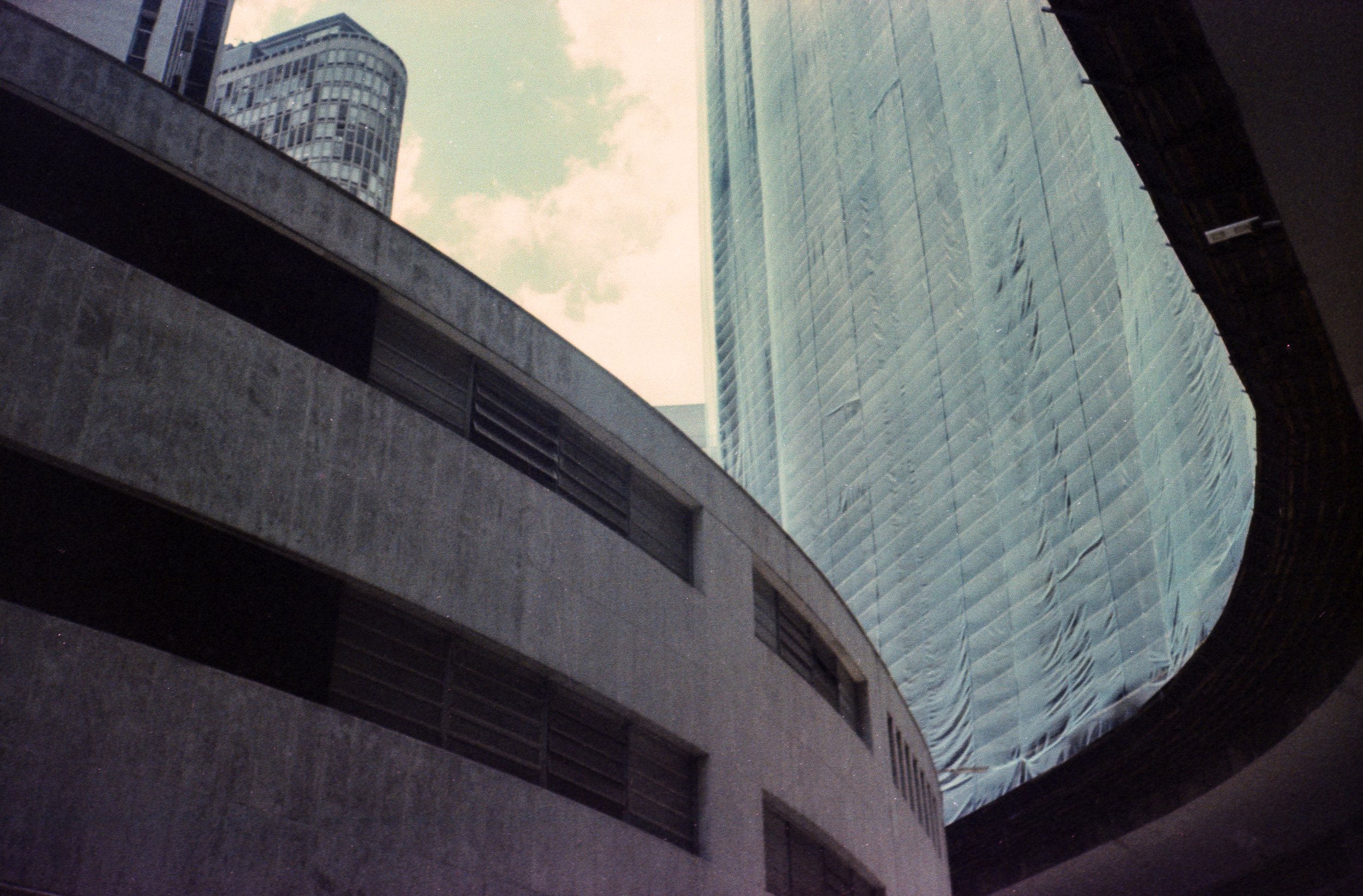 SP_Yashica_MF3_Carnaval_Solaris_100_20-1.jpg