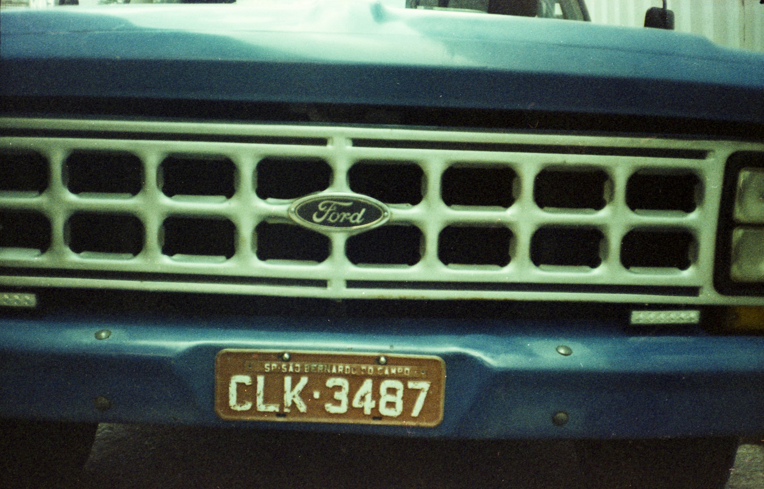 SP_Yashica_MF3_Carnaval_Solaris_100_22-1.jpg
