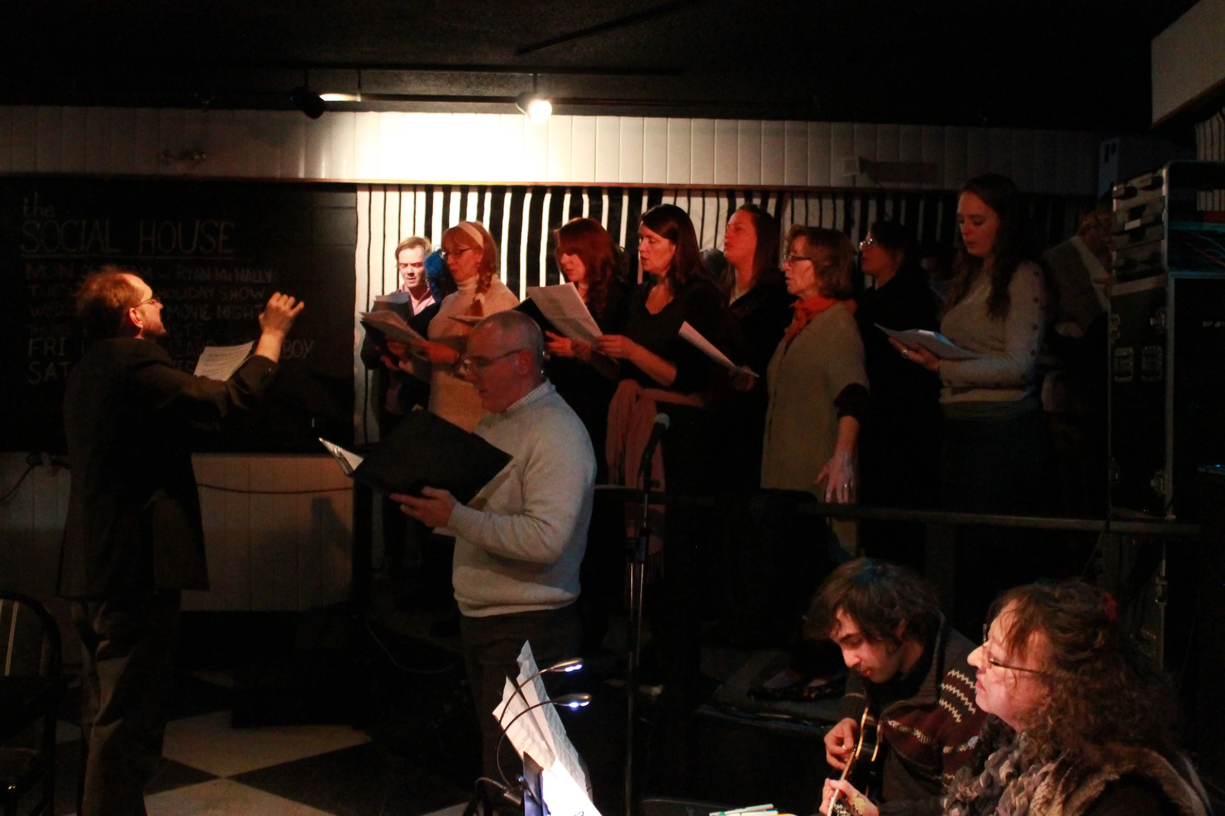 Full-Choir1-.jpg