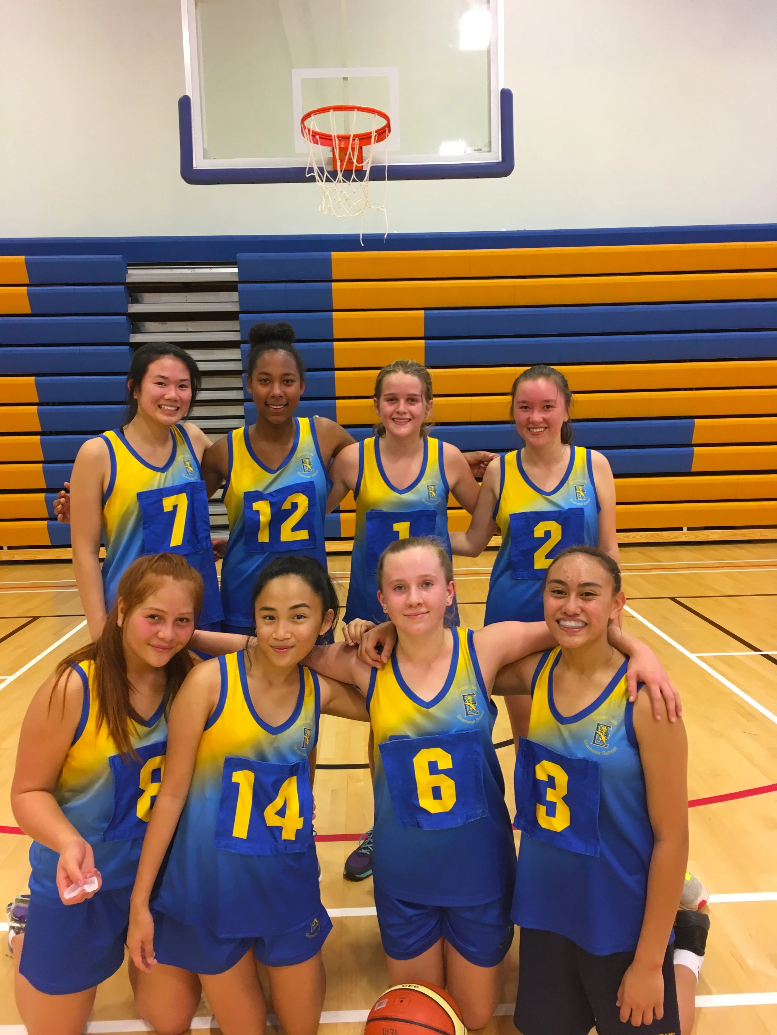Basketballteam der Epsom Girls Grammar.