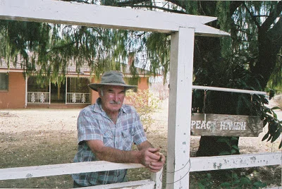 Stan Kuhl outside his home in Kuhls Road, 2004