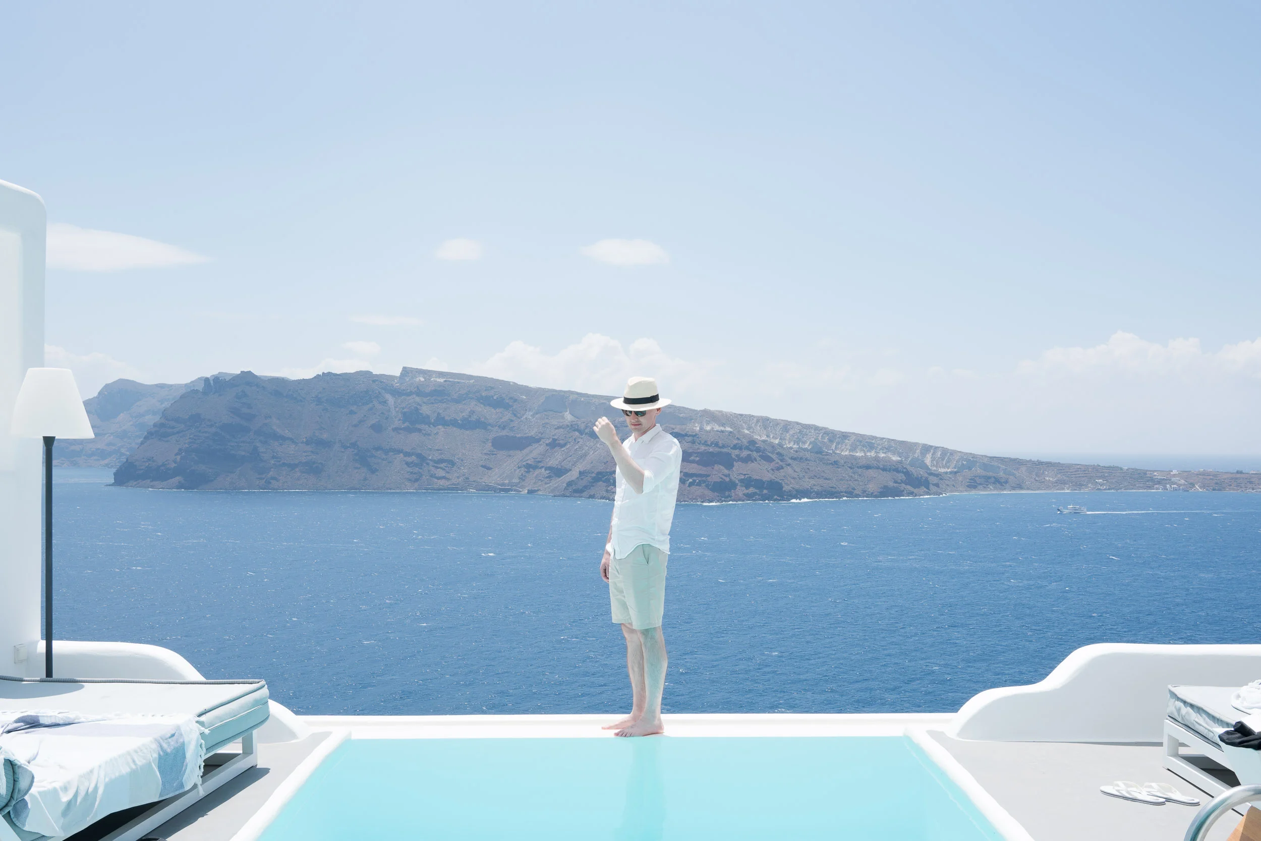 the_getaway_edit_greece_santorini_oia_charisma_suites-11.jpg
