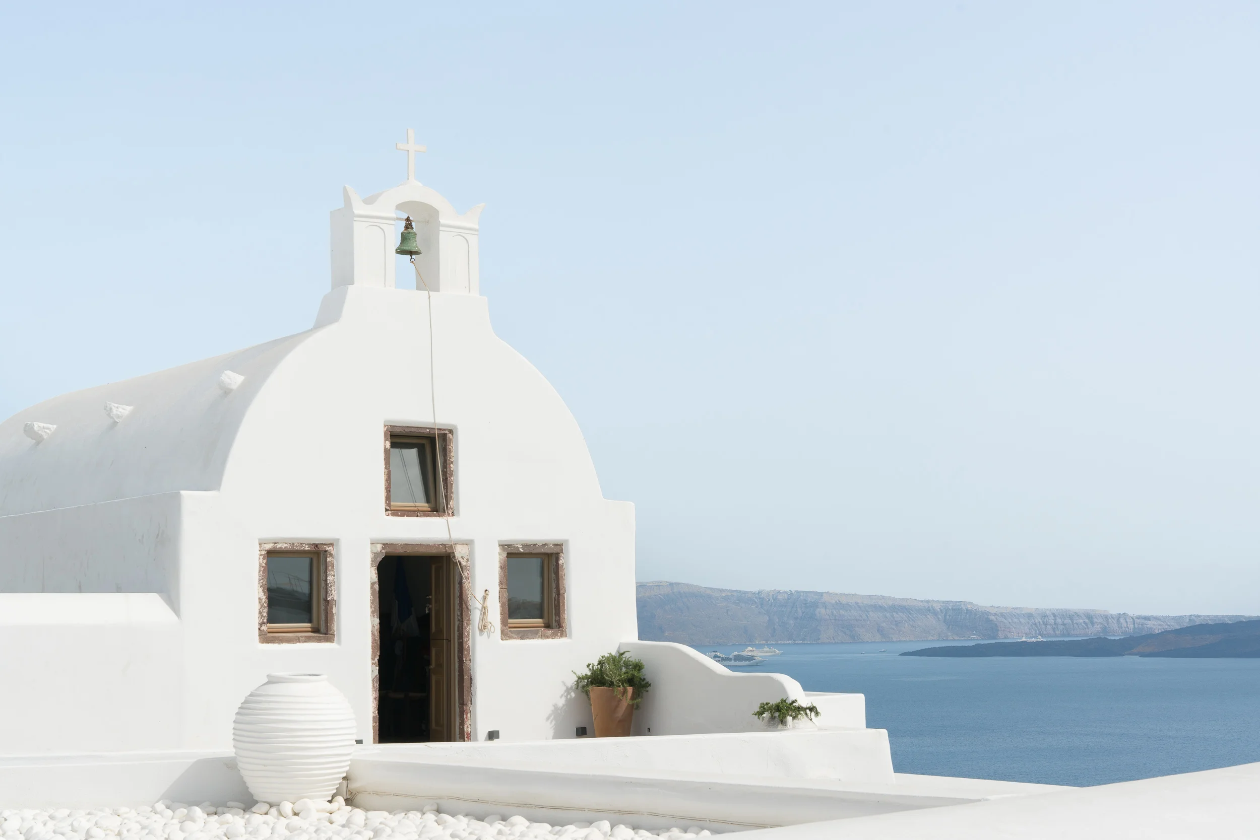 the_getaway_edit_greece_santorini-1.jpg