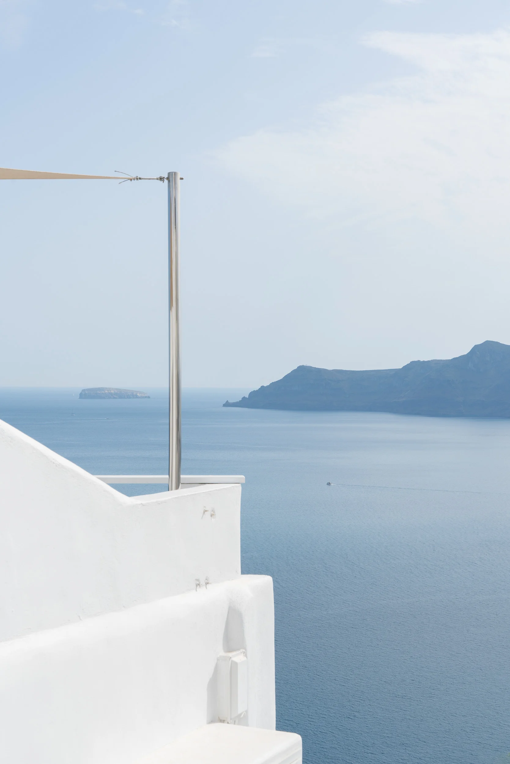 the_getaway_edit_greece_santorini-2.jpg