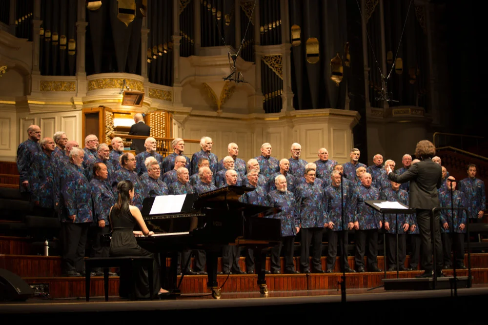 STH Choir shot1.jpg