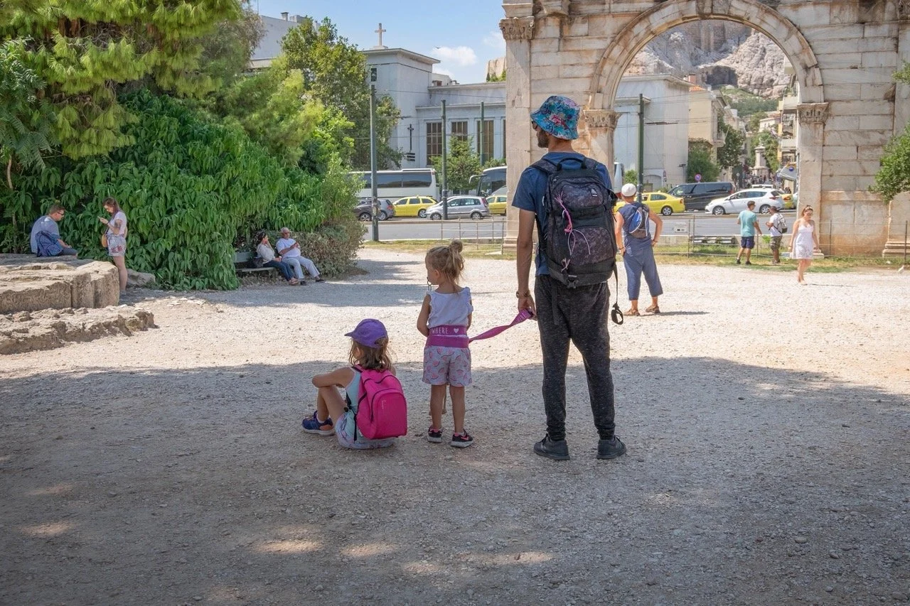 AthensDadAndNiñas_2019-03-21 09-34-07.psd (1) Large.jpeg