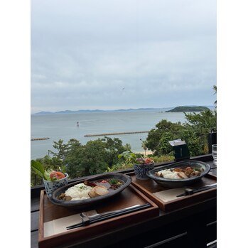 海が見えるカフェ