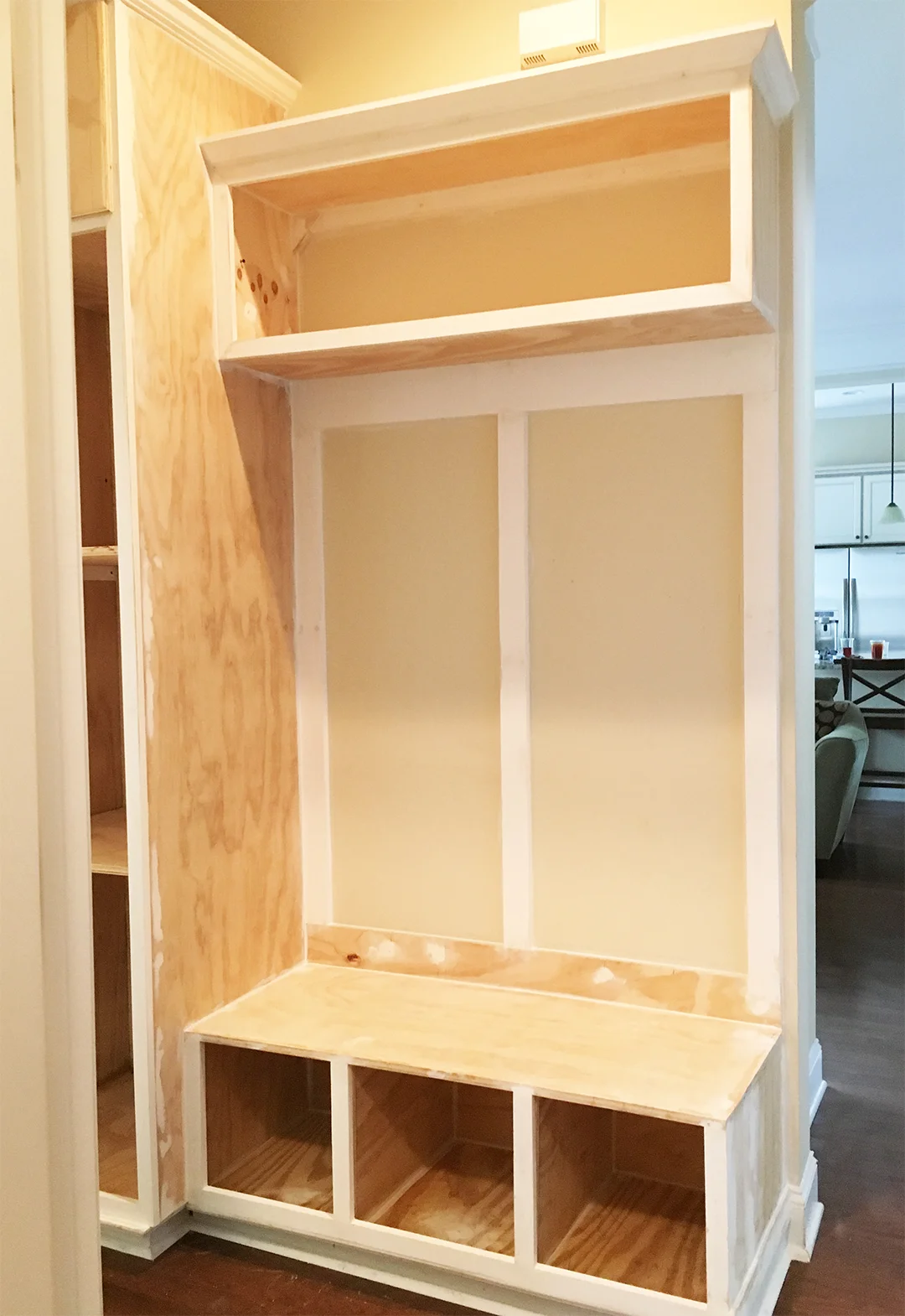 mudroom_laundry_room_shot.jpg