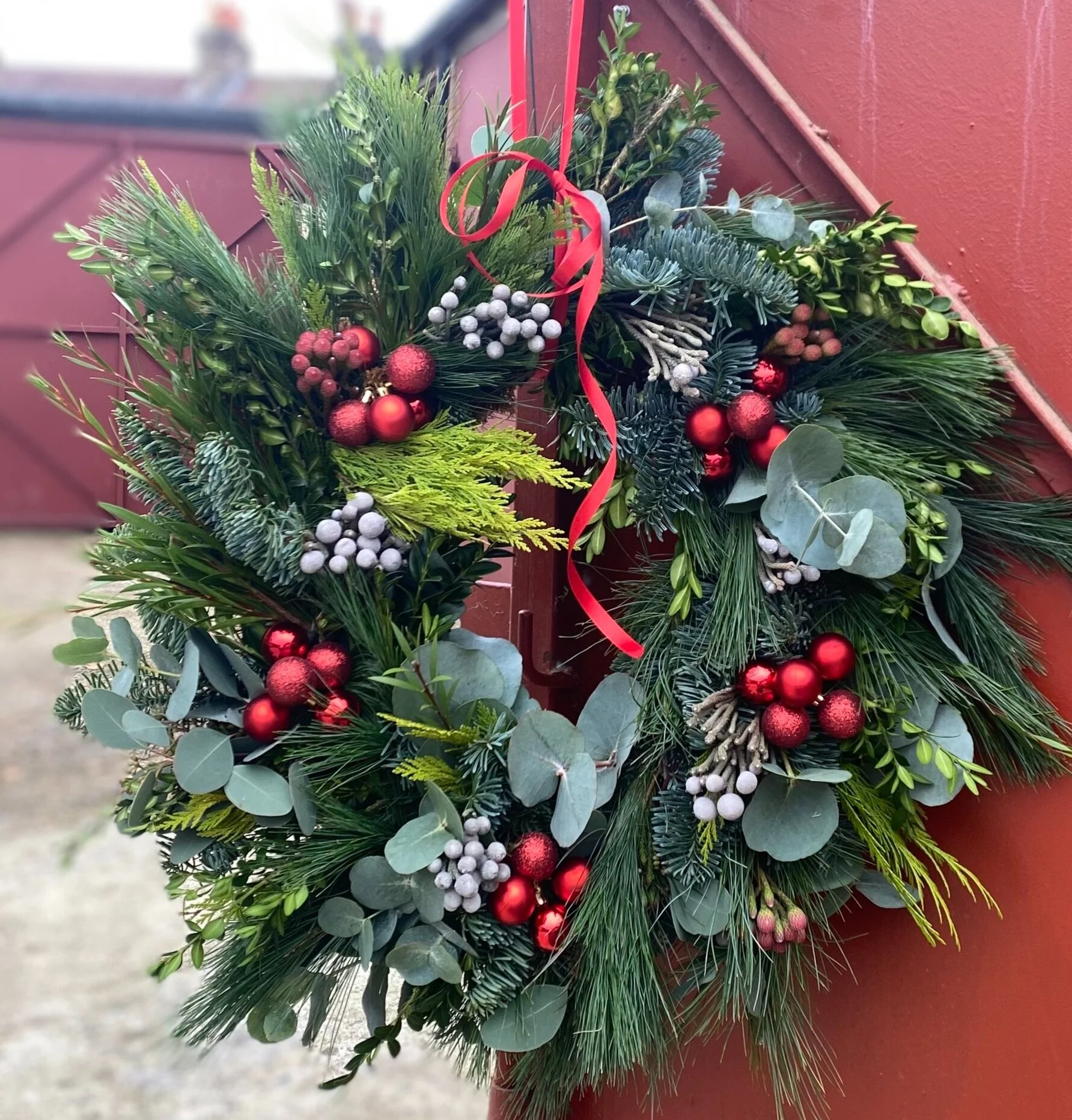 Christmas wreath decorating at The Woodman 