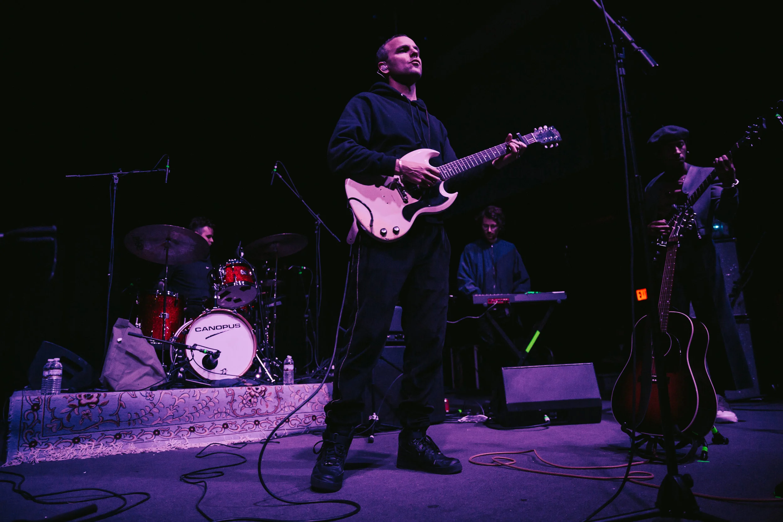 Photos: Amen Dunes at 9:30 Club