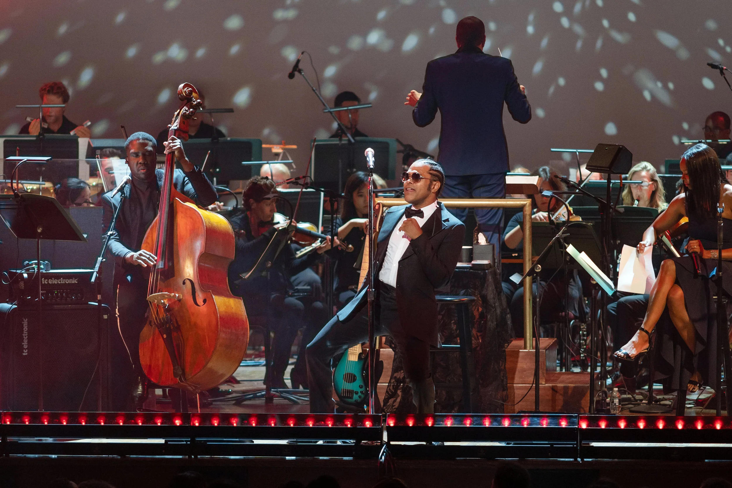 MaxwellatKennedyCenter(TaylorMickal)(6).jpg