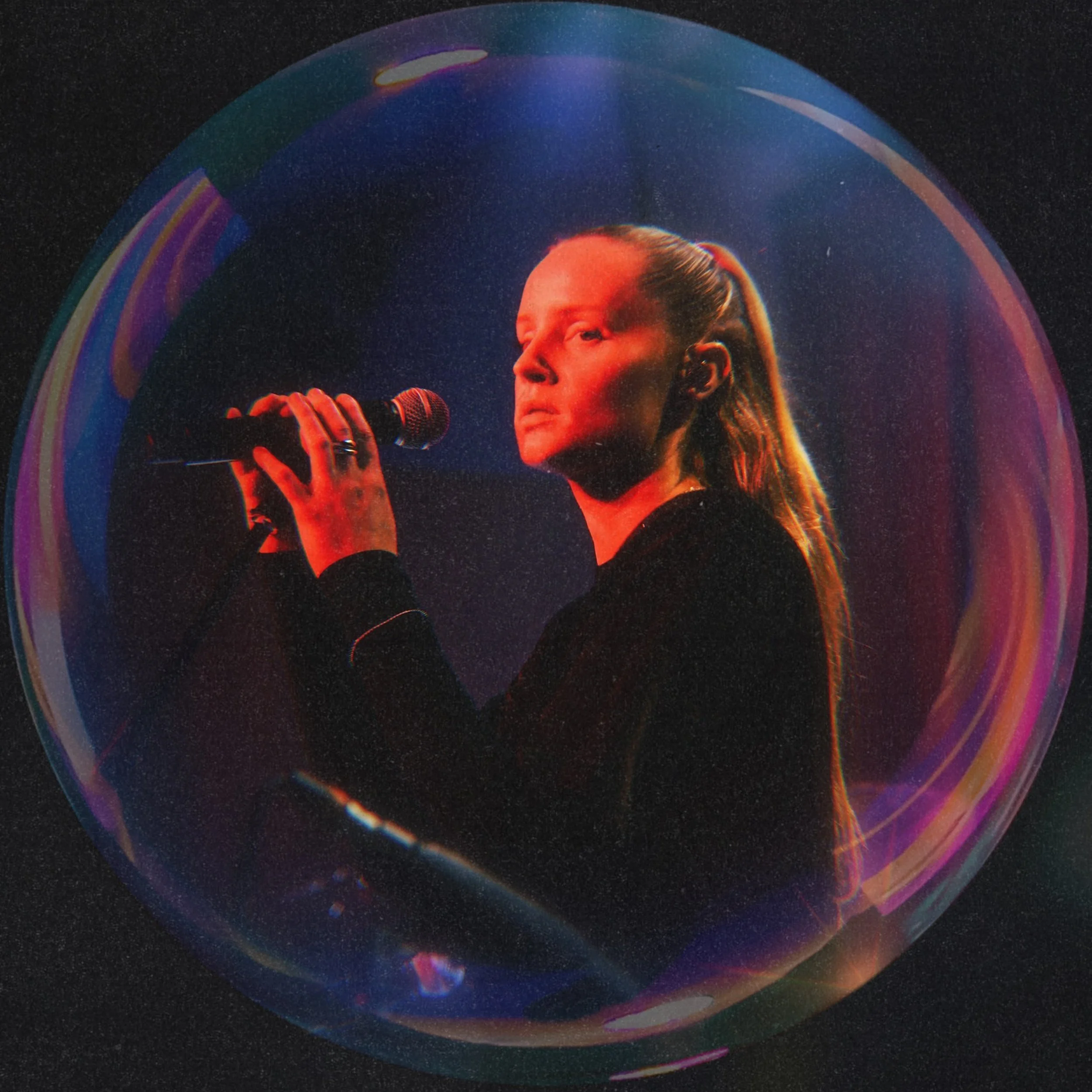 Photos: Charlotte Day Wilson at Songbyrd