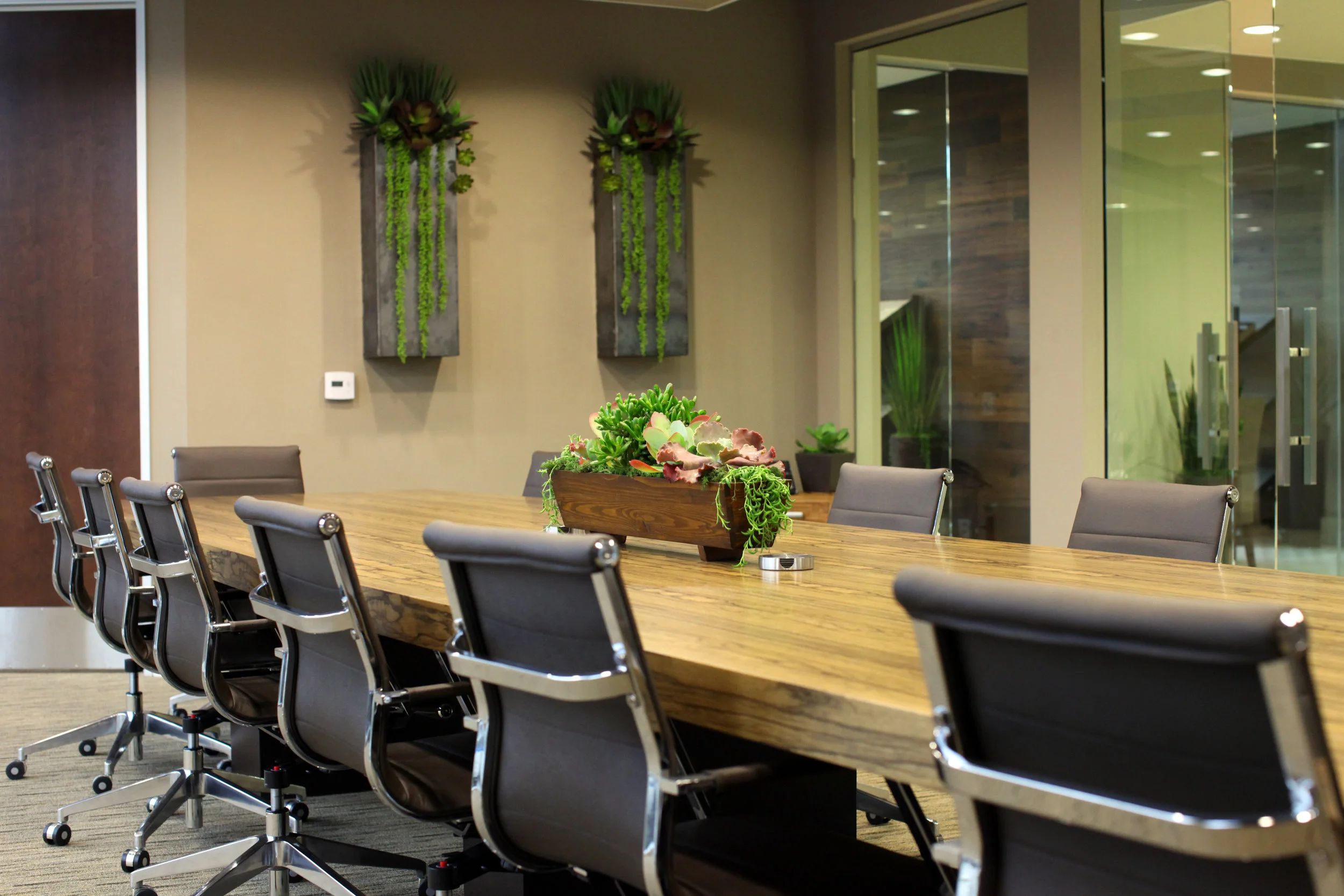 Vintage Showroom 022.jpg
