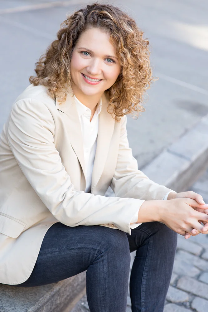 Natural Light Corporate Headshots - Agnese