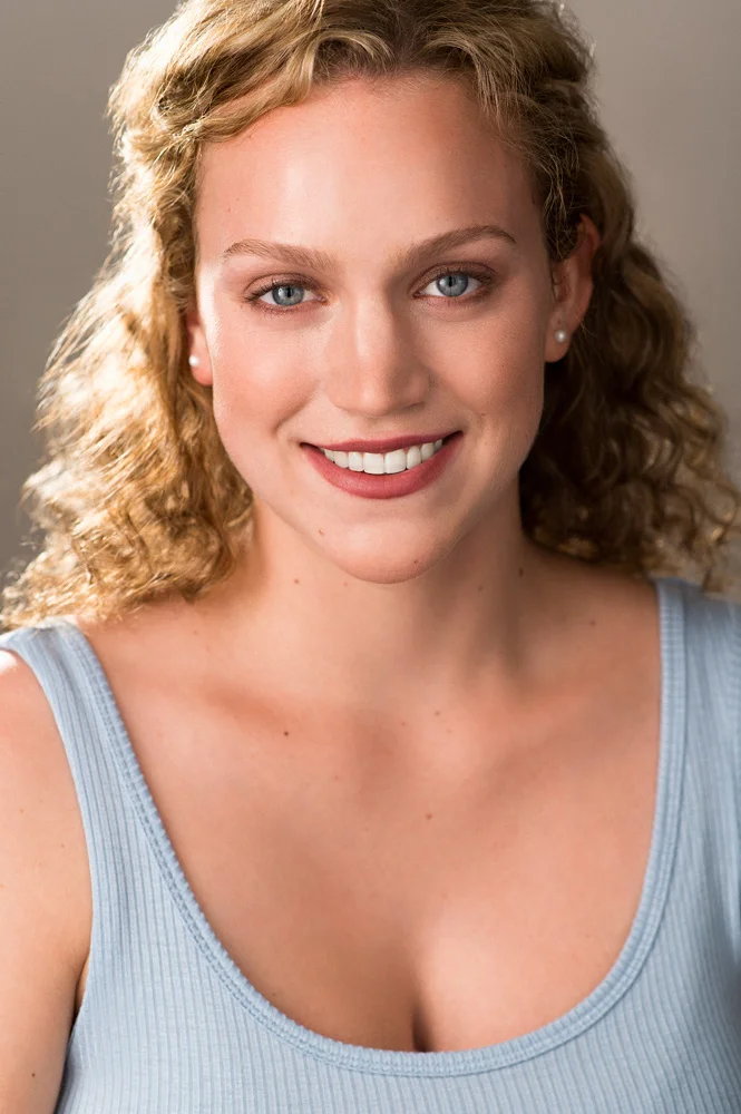 Actor-Headshots-NYC-IvoryBrownback.jpg