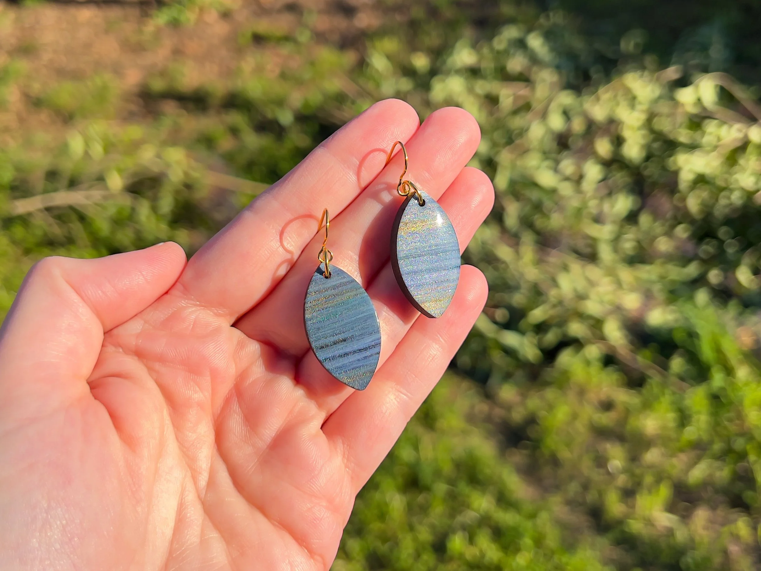 Large Petals 1 in hand-1.jpg