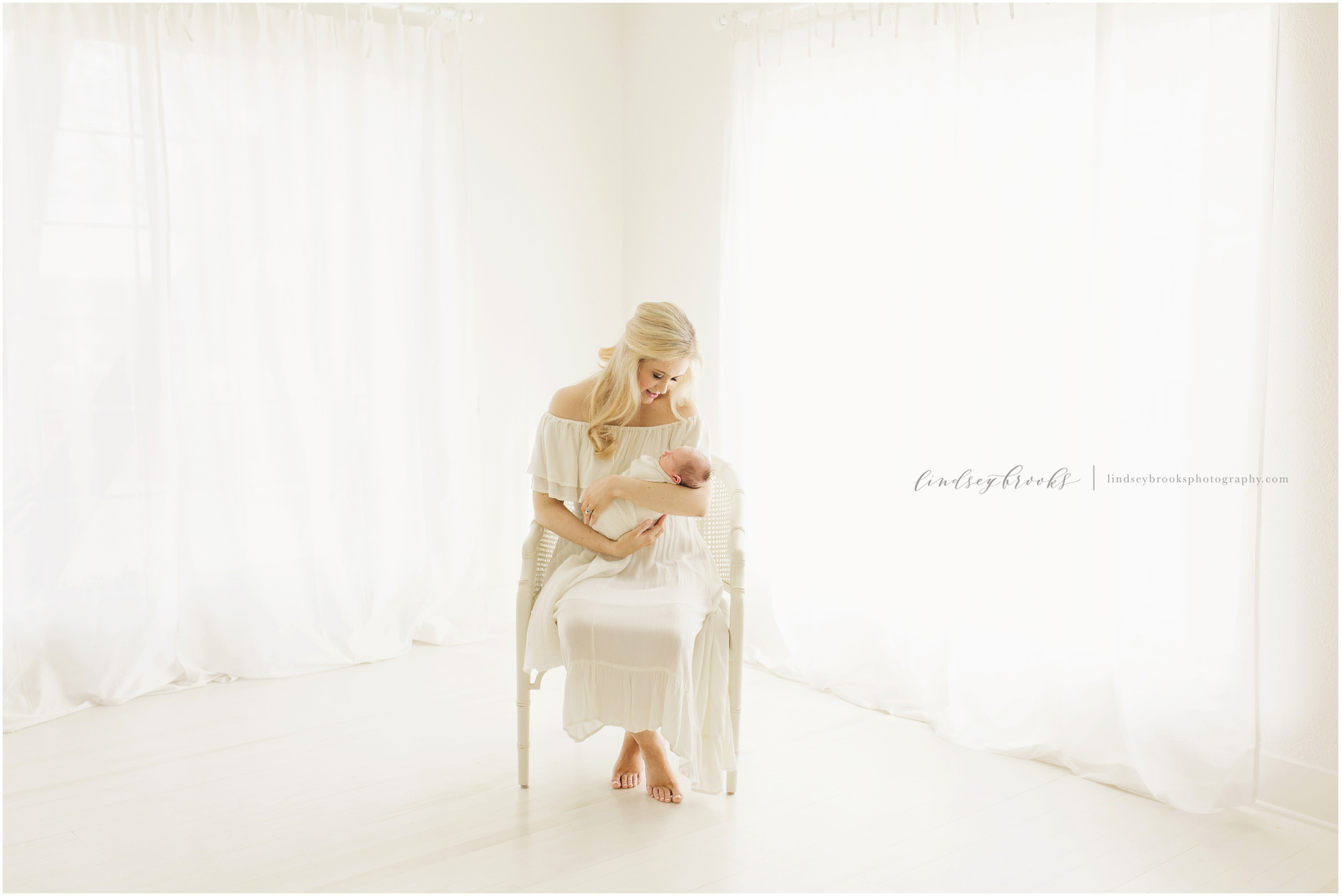 newborn-motherhood-photographer-oklahoma_0040.jpg