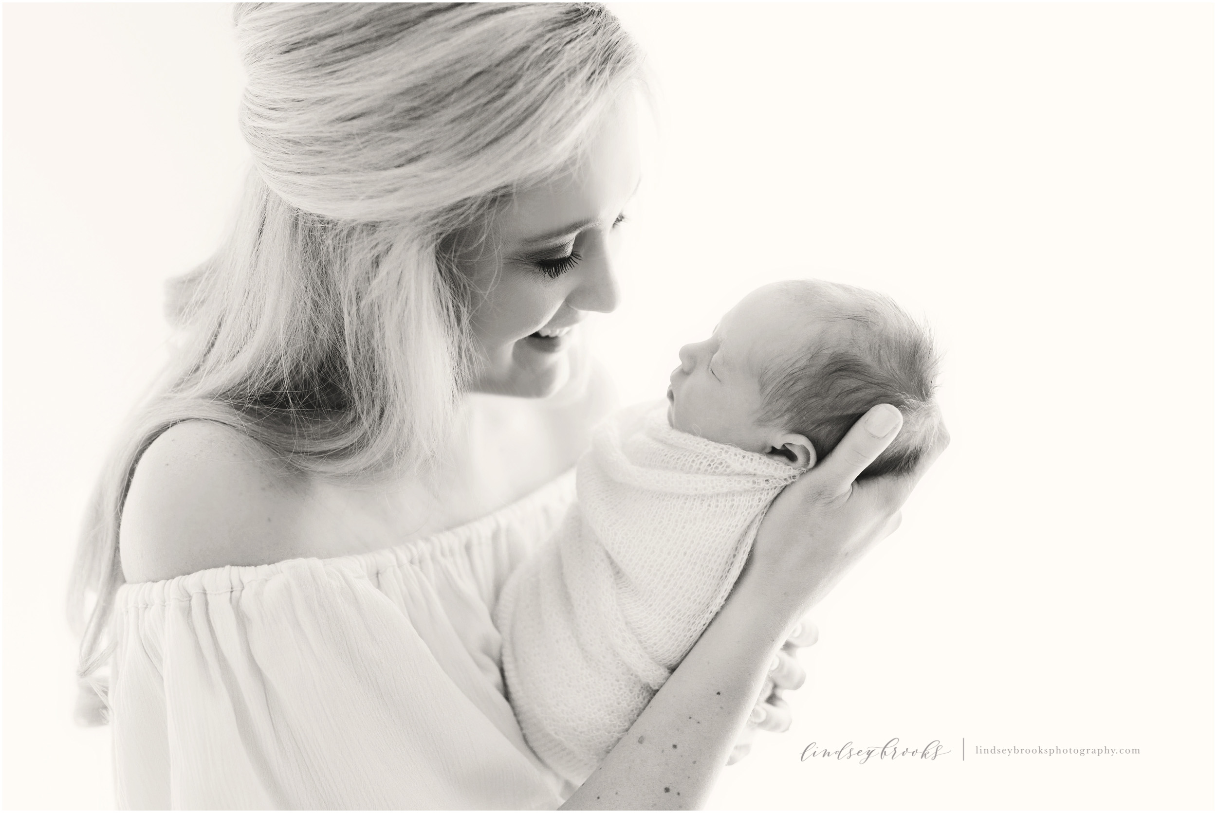 black and white newborn photography 
