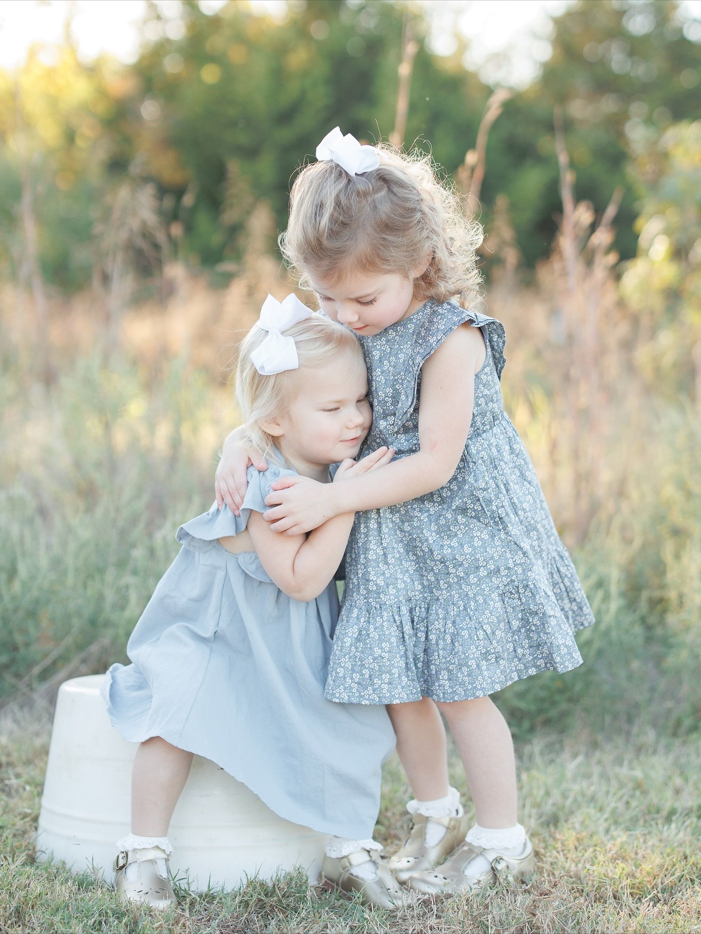 As the youngest of four children, I&rsquo;ve always had a special connection with families who have four kids. I know exactly what that dynamic feels like. Growing up, I don&rsquo;t have many photos of just me with my mom or dad until my older siblin