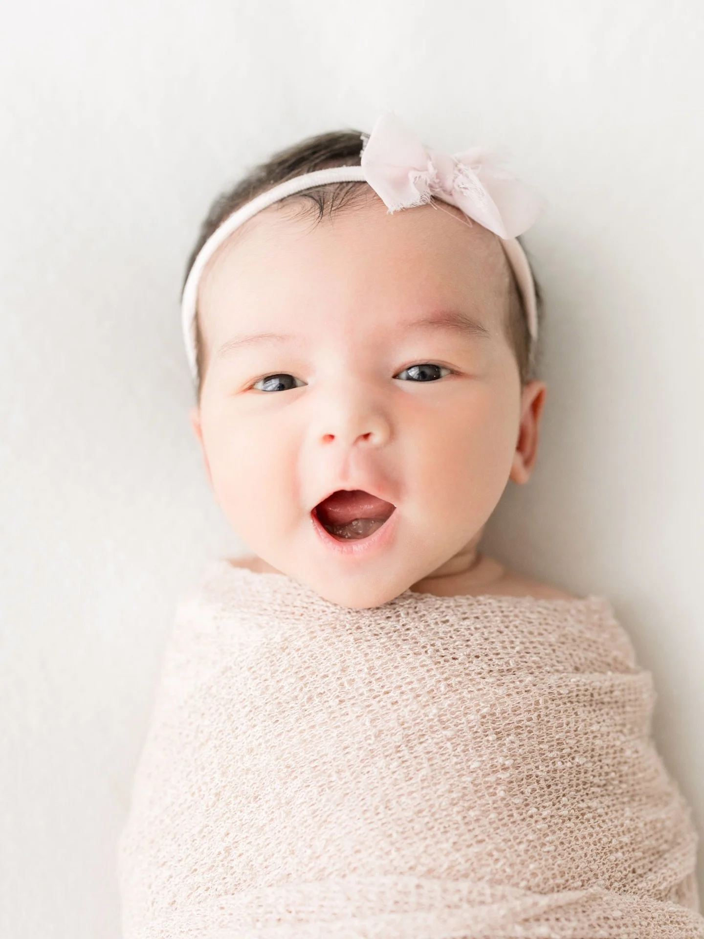 Back in 2009, I went to a workshop that was focused on newborn photography&hellip;it seems like a lifetime ago and honestly I don&rsquo;t think any of the mentors of other photographers I met there are even in the newborn industry anymore, but the fi