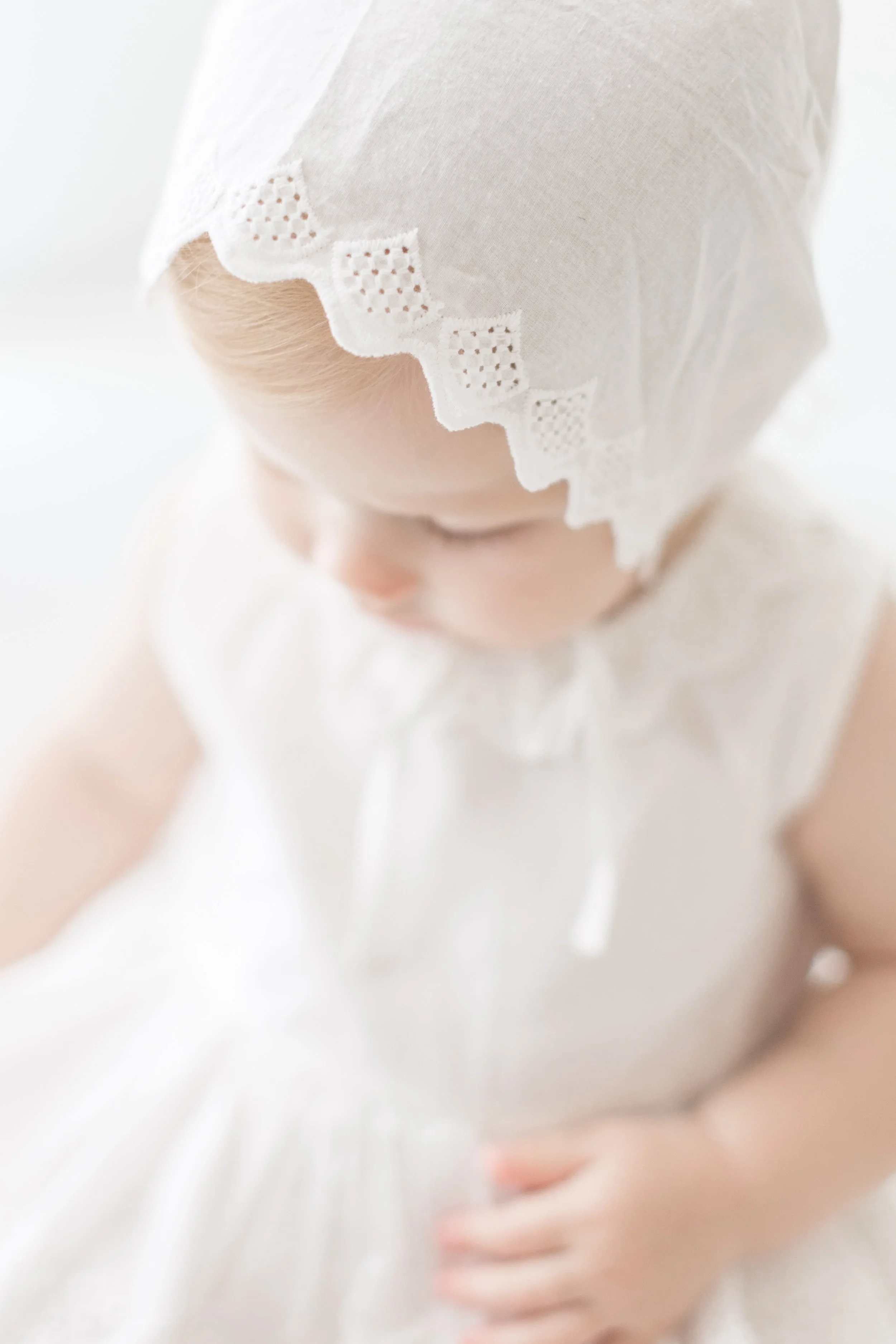 one-year-girl-photos-studio-okc.jpg